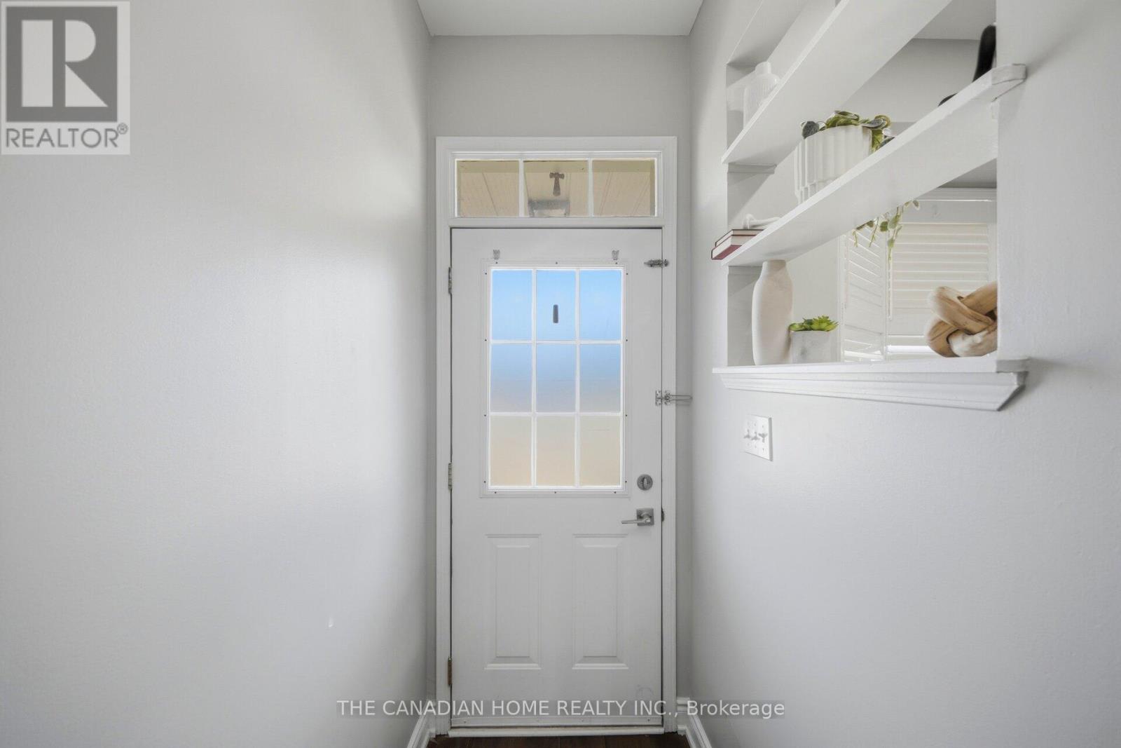 9482 Sheppard Avenue E Property Photo 4