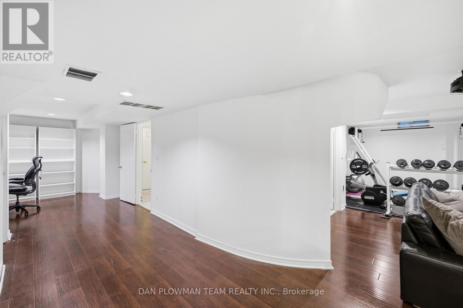 1603 Dellbrook Avenue Property Photo 36