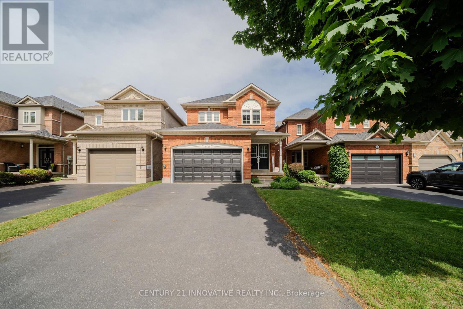 30 Castle Green Drive Property Photo 2
