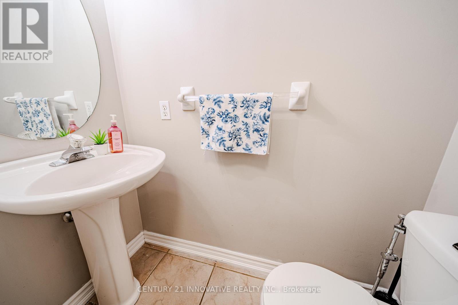 30 Castle Green Drive Property Photo 21