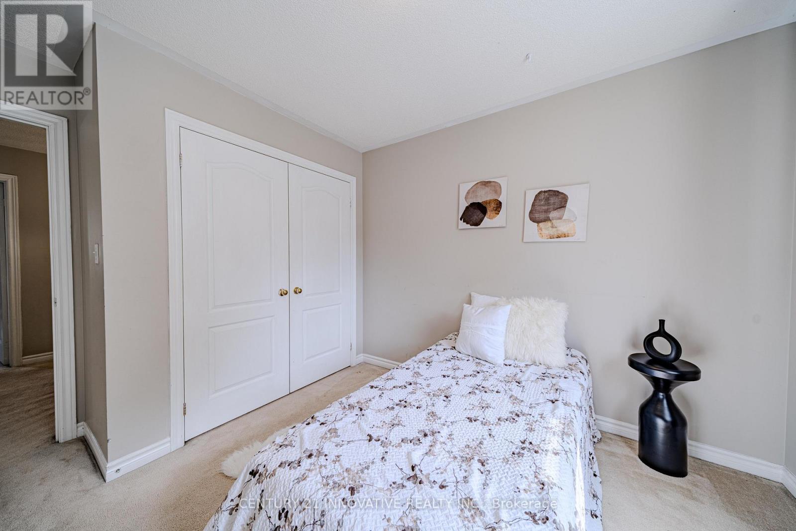 30 Castle Green Drive Property Photo 40