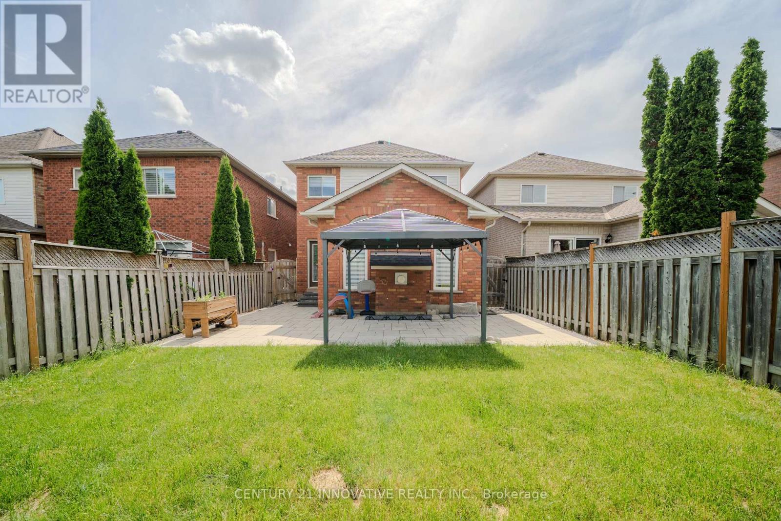 30 Castle Green Drive Property Photo 45
