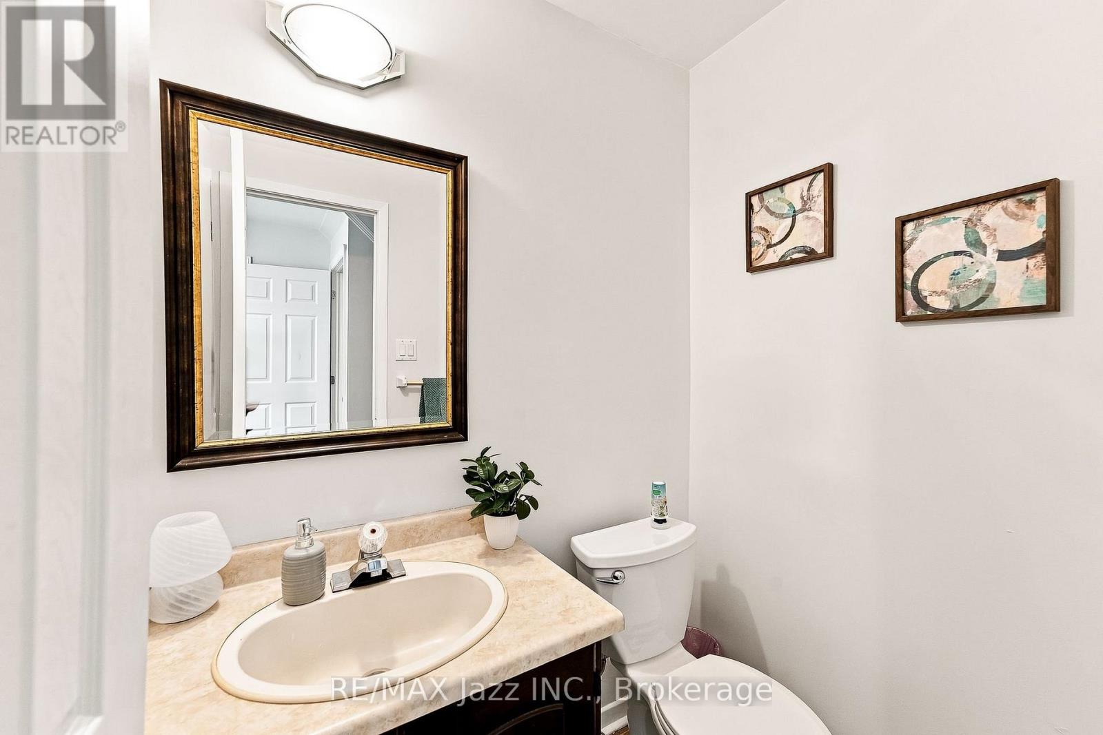 76 Chester Crescent Property Photo 29