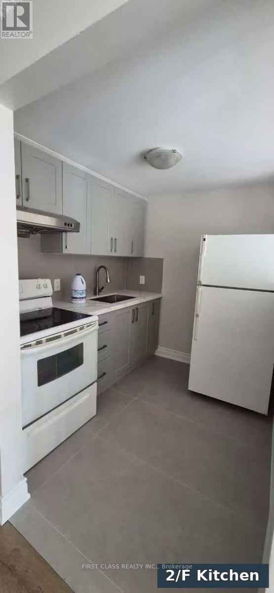 301 Rhodes Avenue Property Photo 10