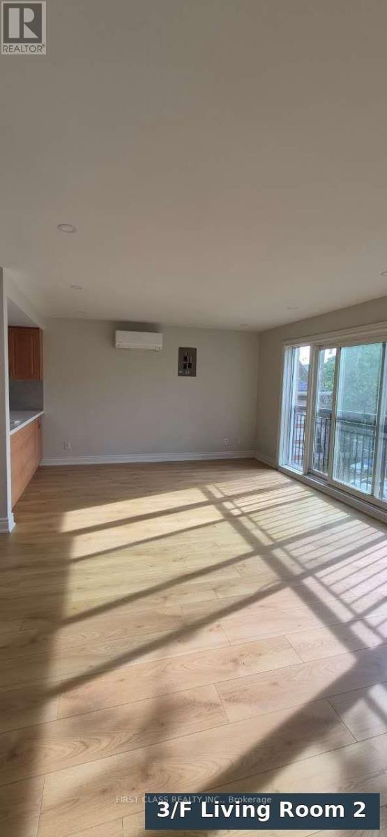 301 Rhodes Avenue Property Photo 14