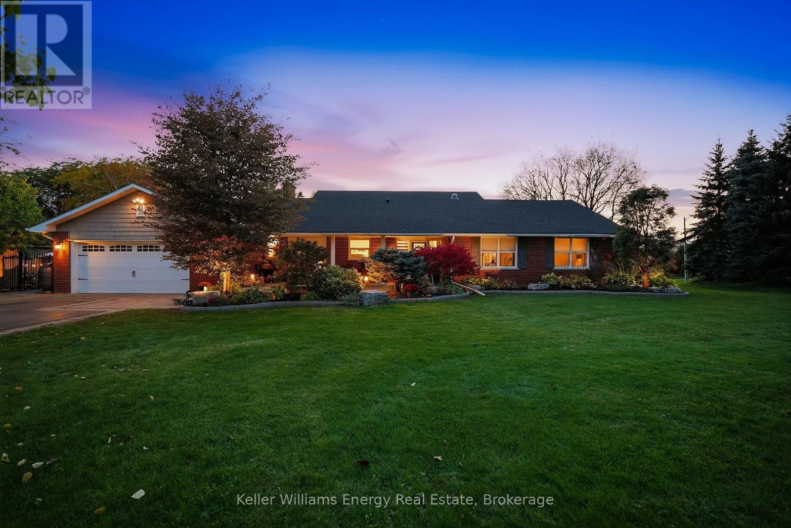 950 Swiss Heights Property Photo 1