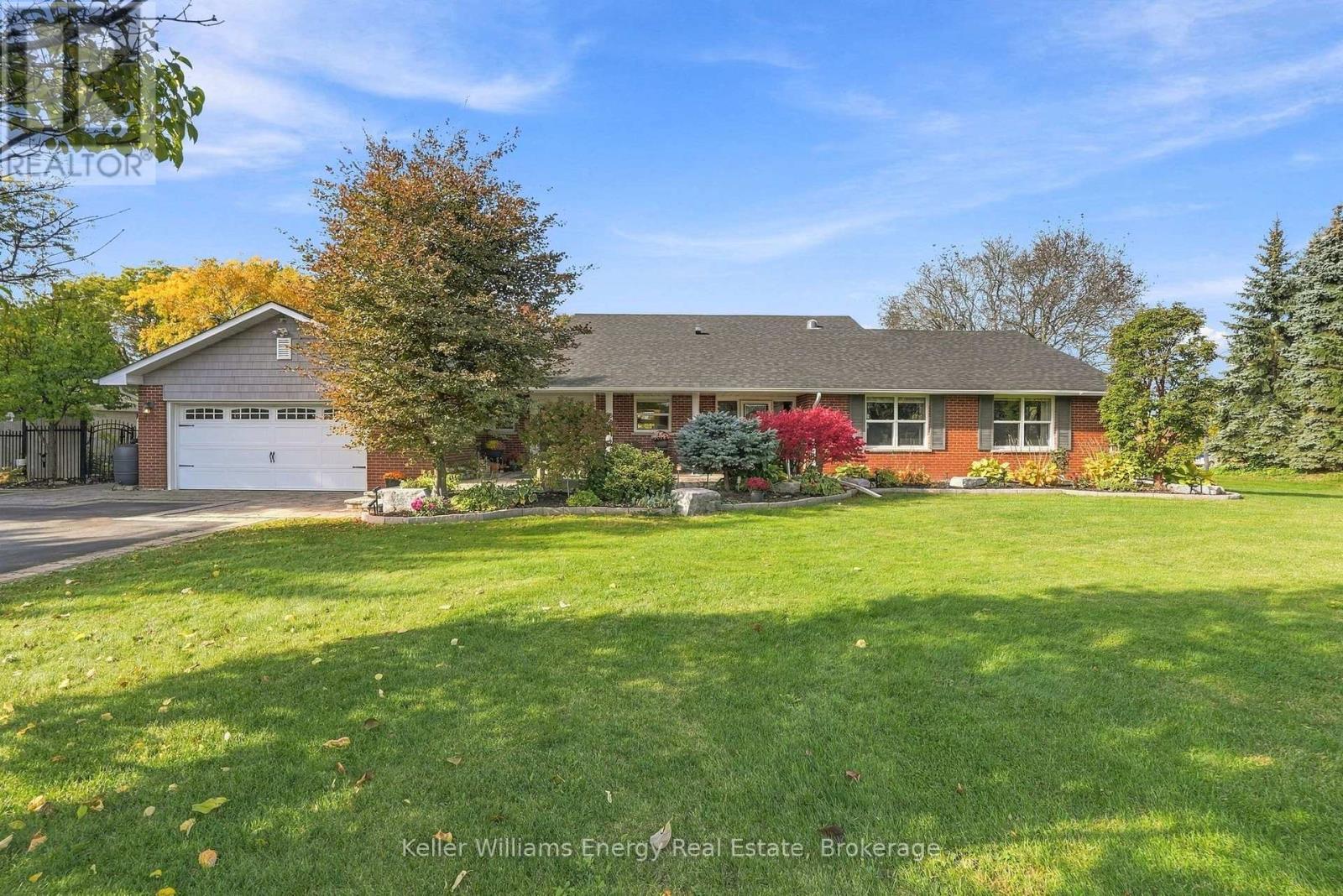950 Swiss Heights Property Photo 2