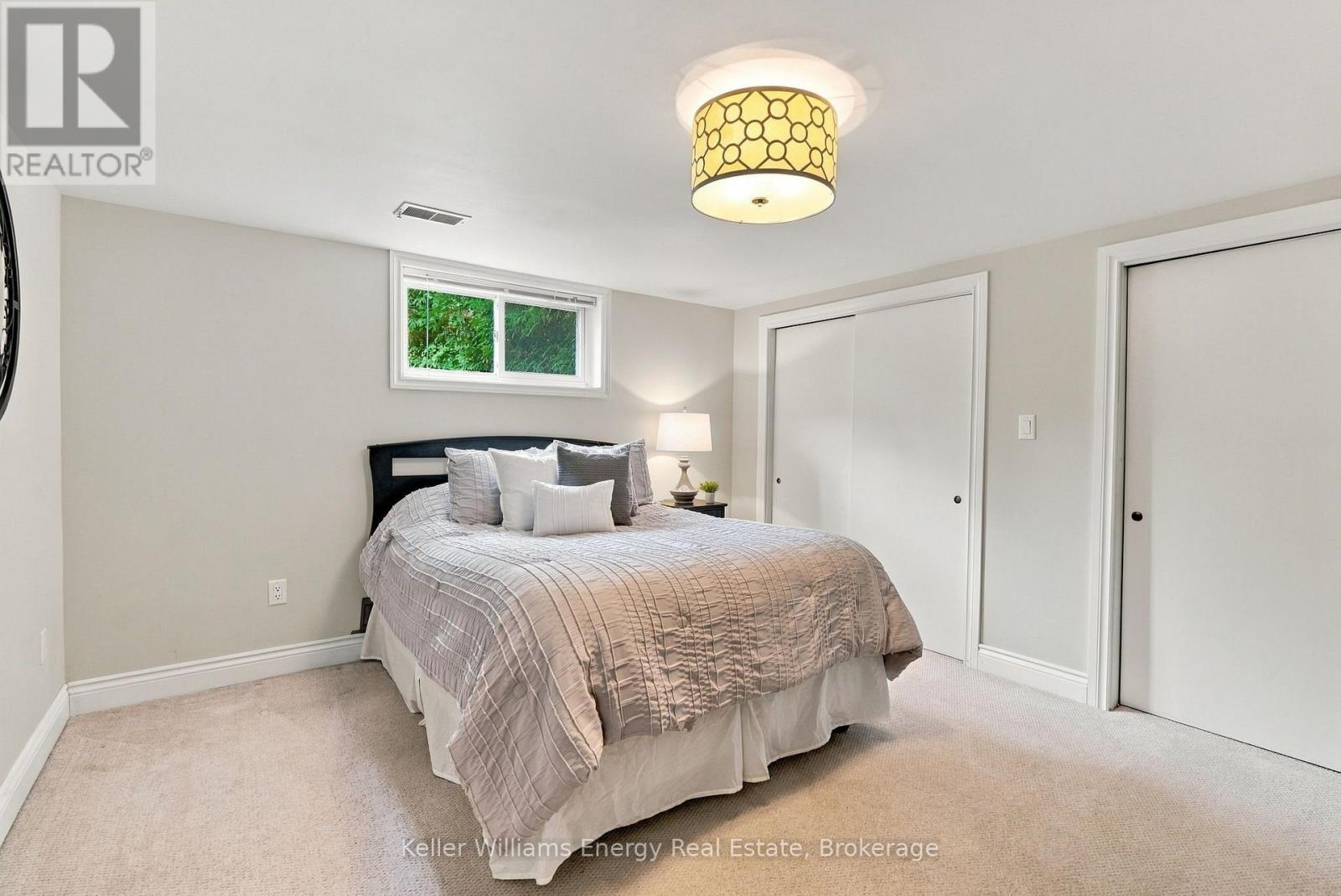 950 Swiss Heights Property Photo 33