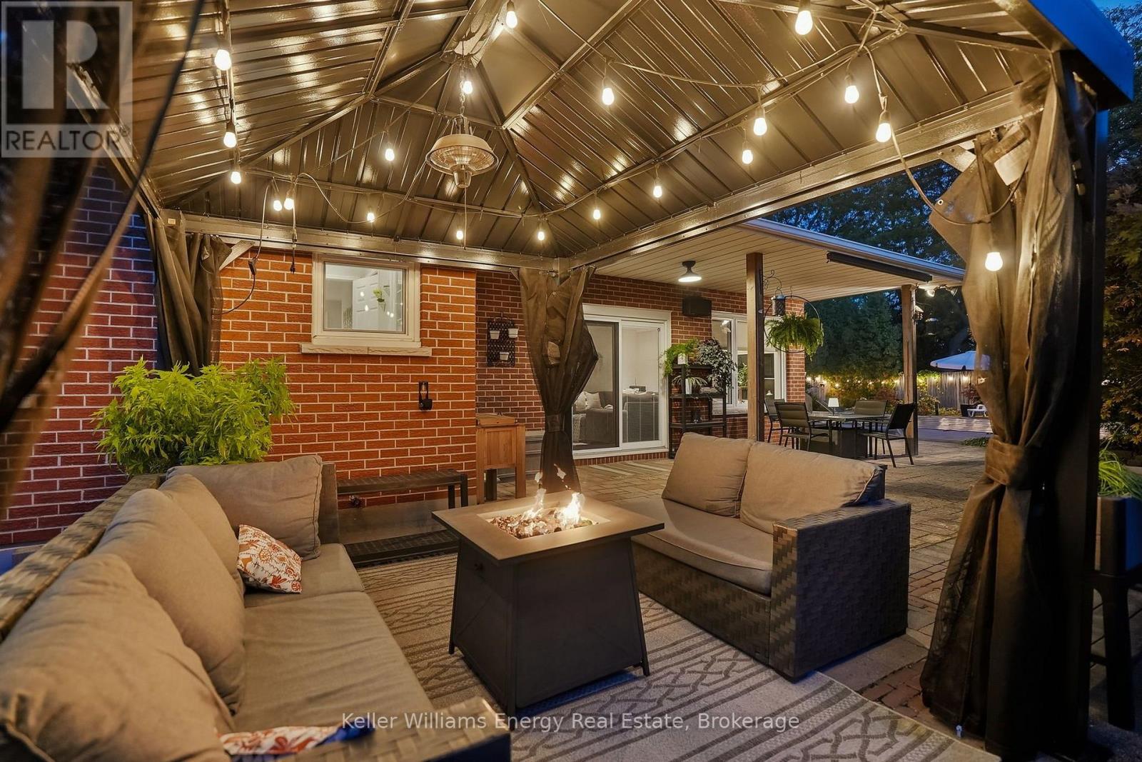 950 Swiss Heights Property Photo 40