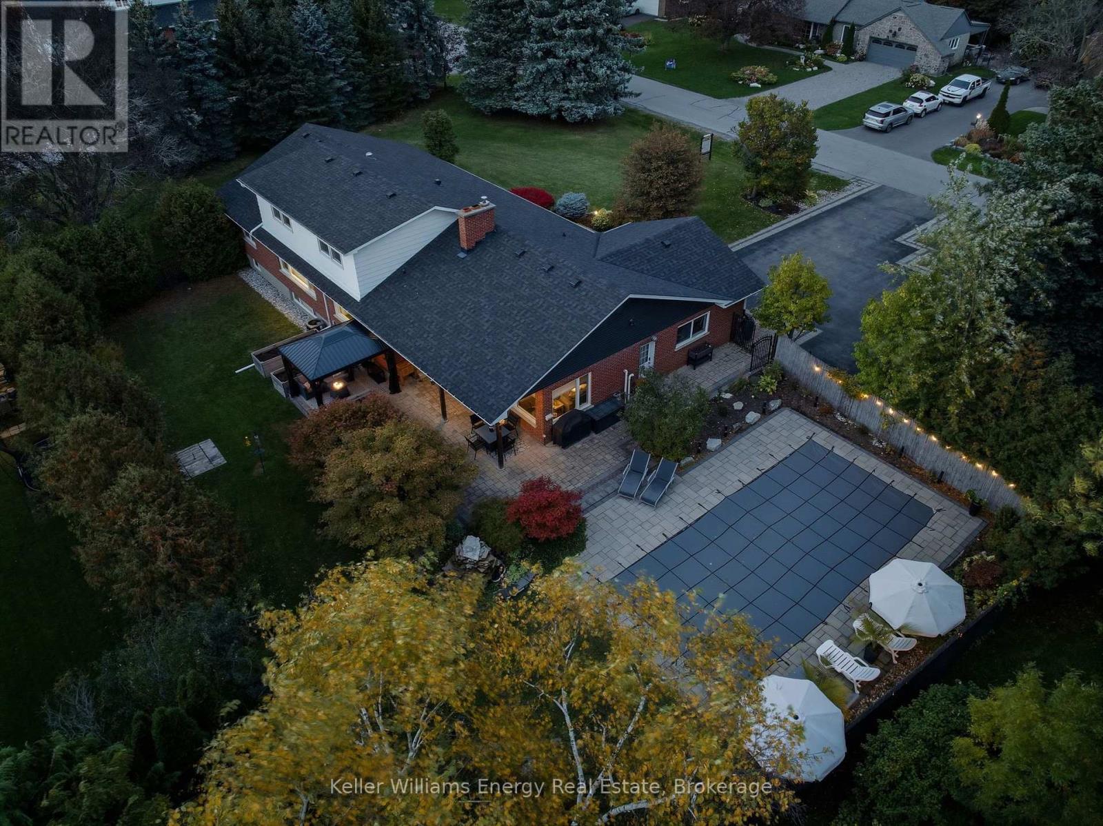950 Swiss Heights Property Photo 45