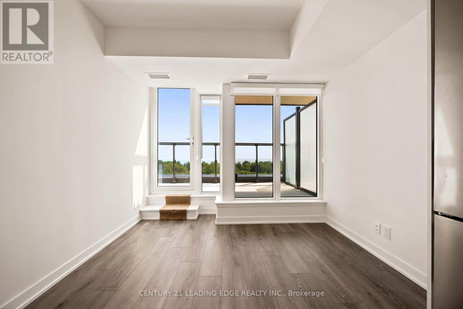 812 - 2 Manderley Drive Property Photo 15