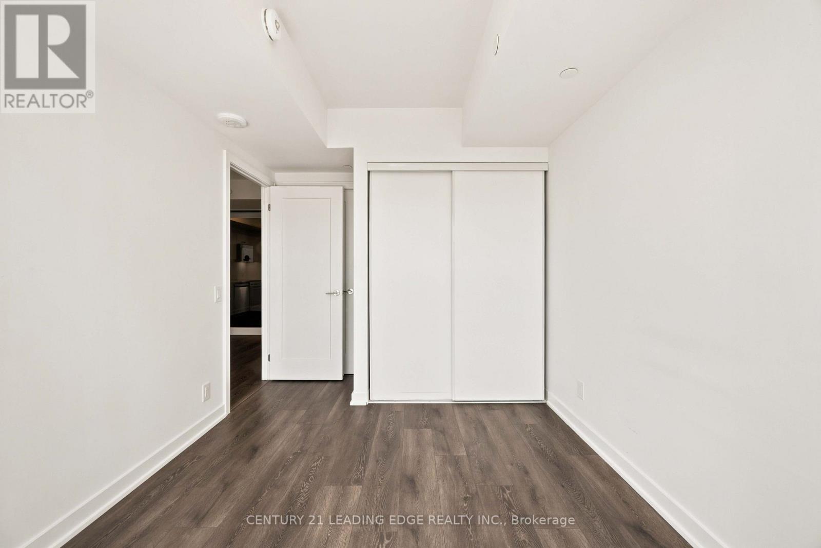 812 - 2 Manderley Drive Property Photo 18