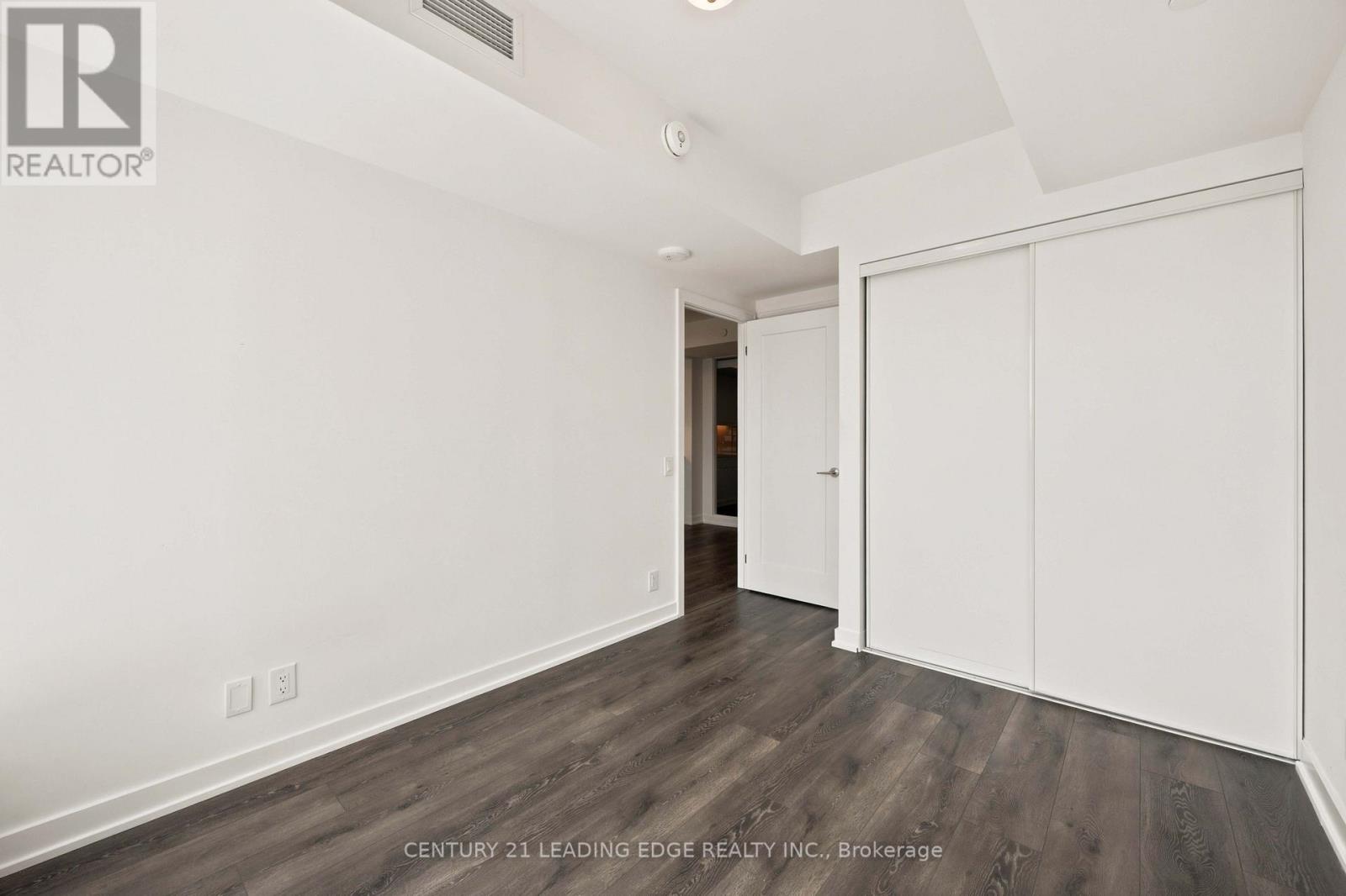 812 - 2 Manderley Drive Property Photo 24