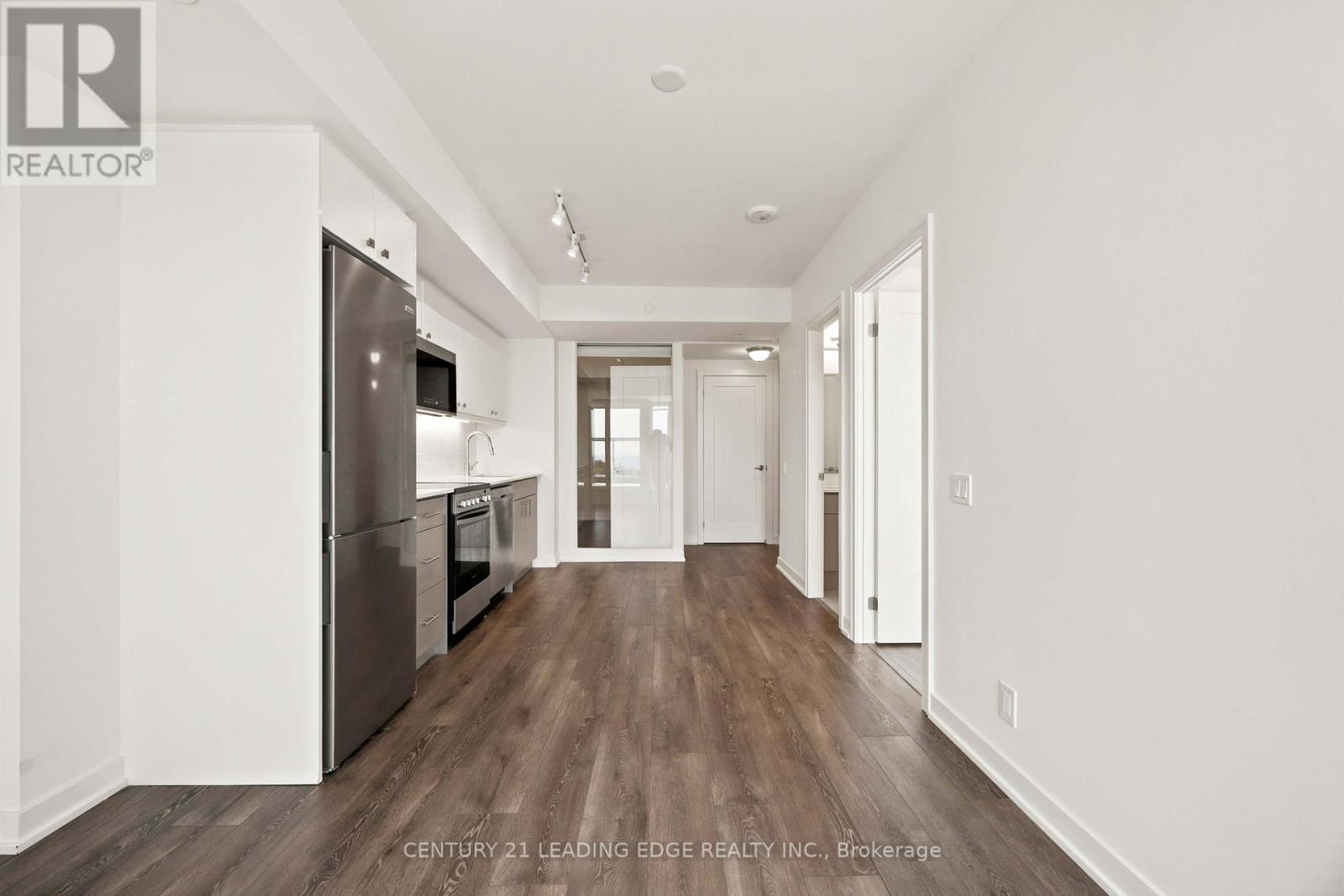 812 - 2 Manderley Drive Property Photo 28