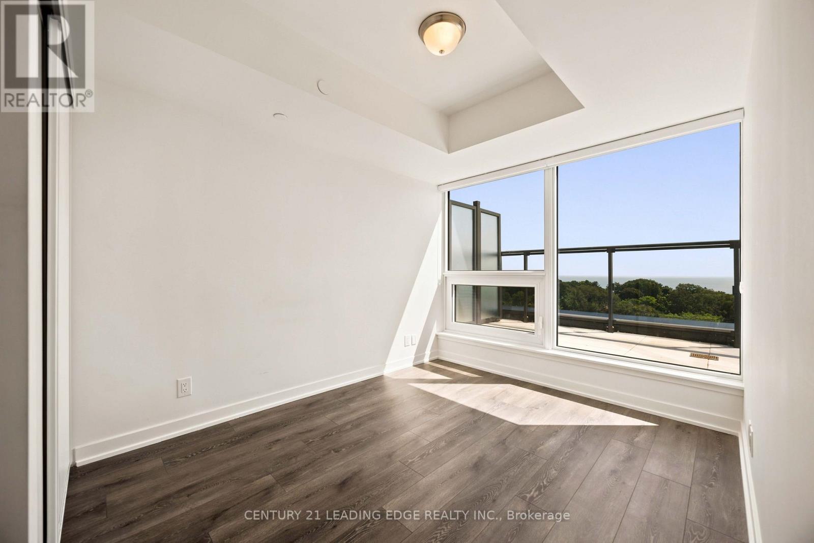 812 - 2 Manderley Drive Property Photo 31