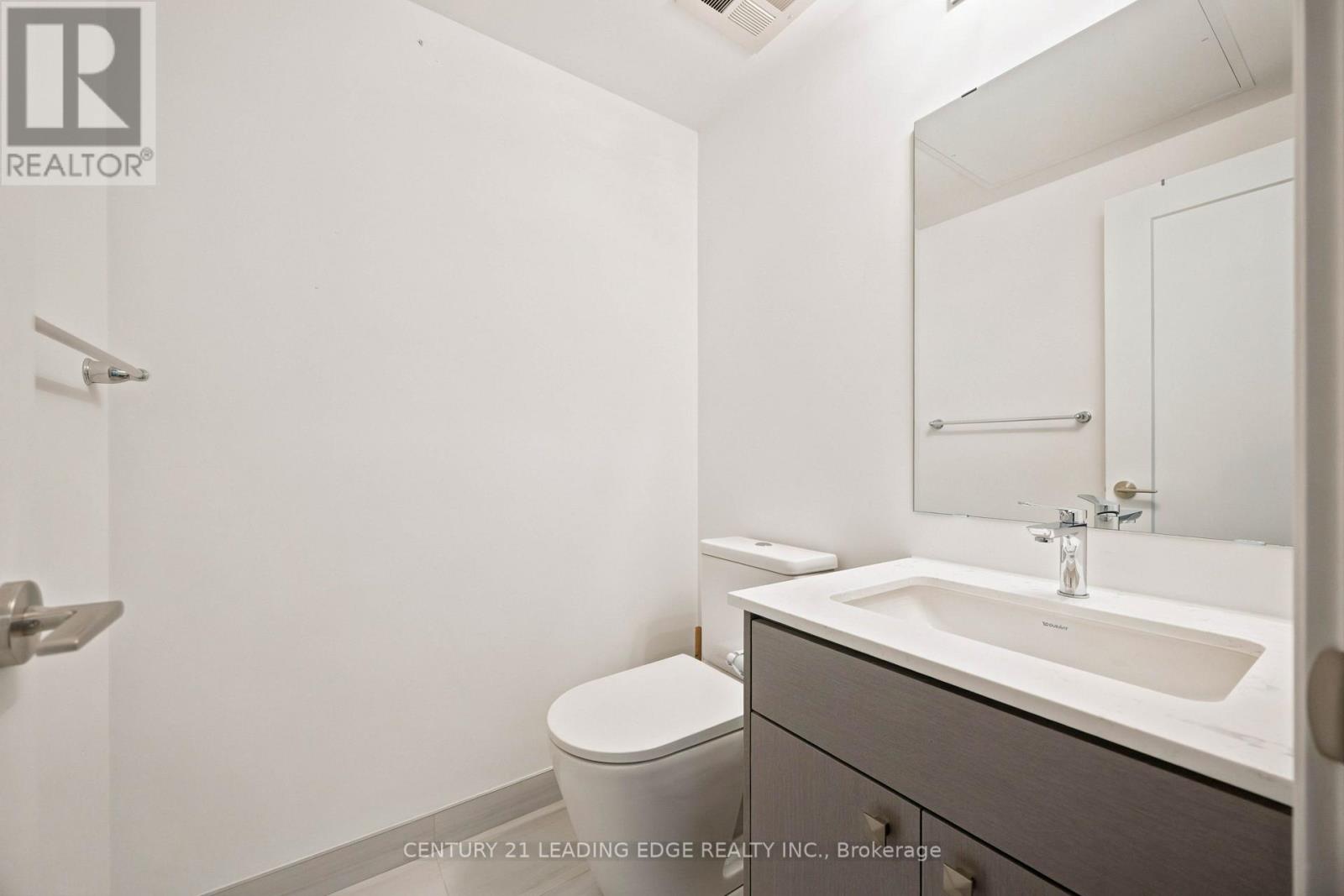 812 - 2 Manderley Drive Property Photo 33