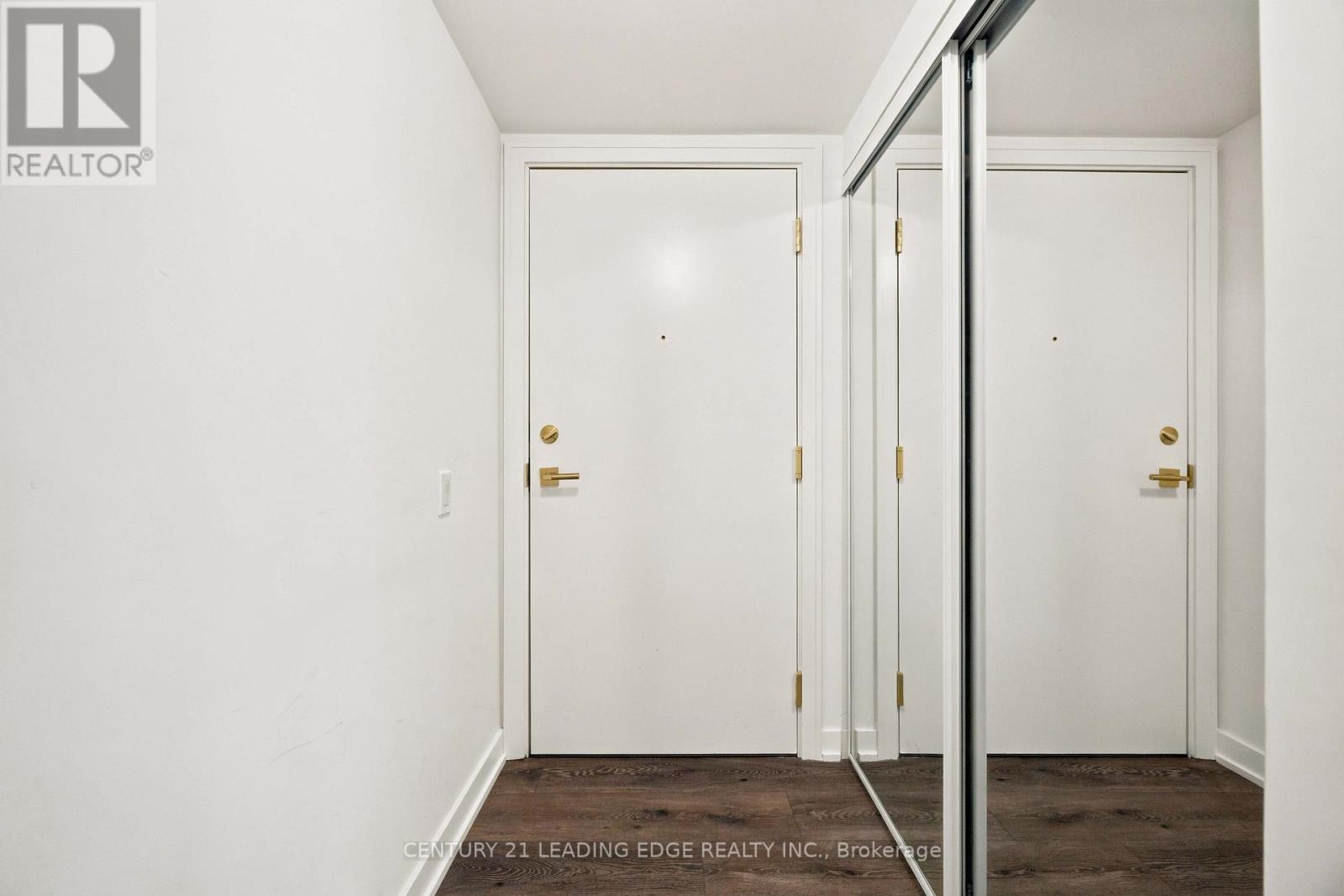 812 - 2 Manderley Drive Property Photo 45