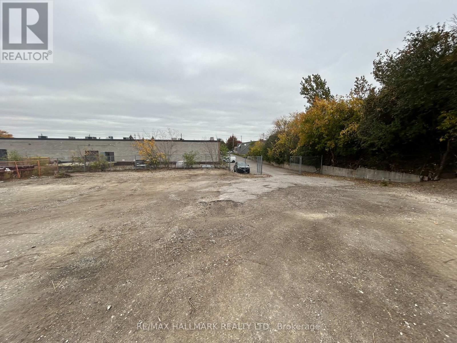 49 Cranfield Road Property Photo 3
