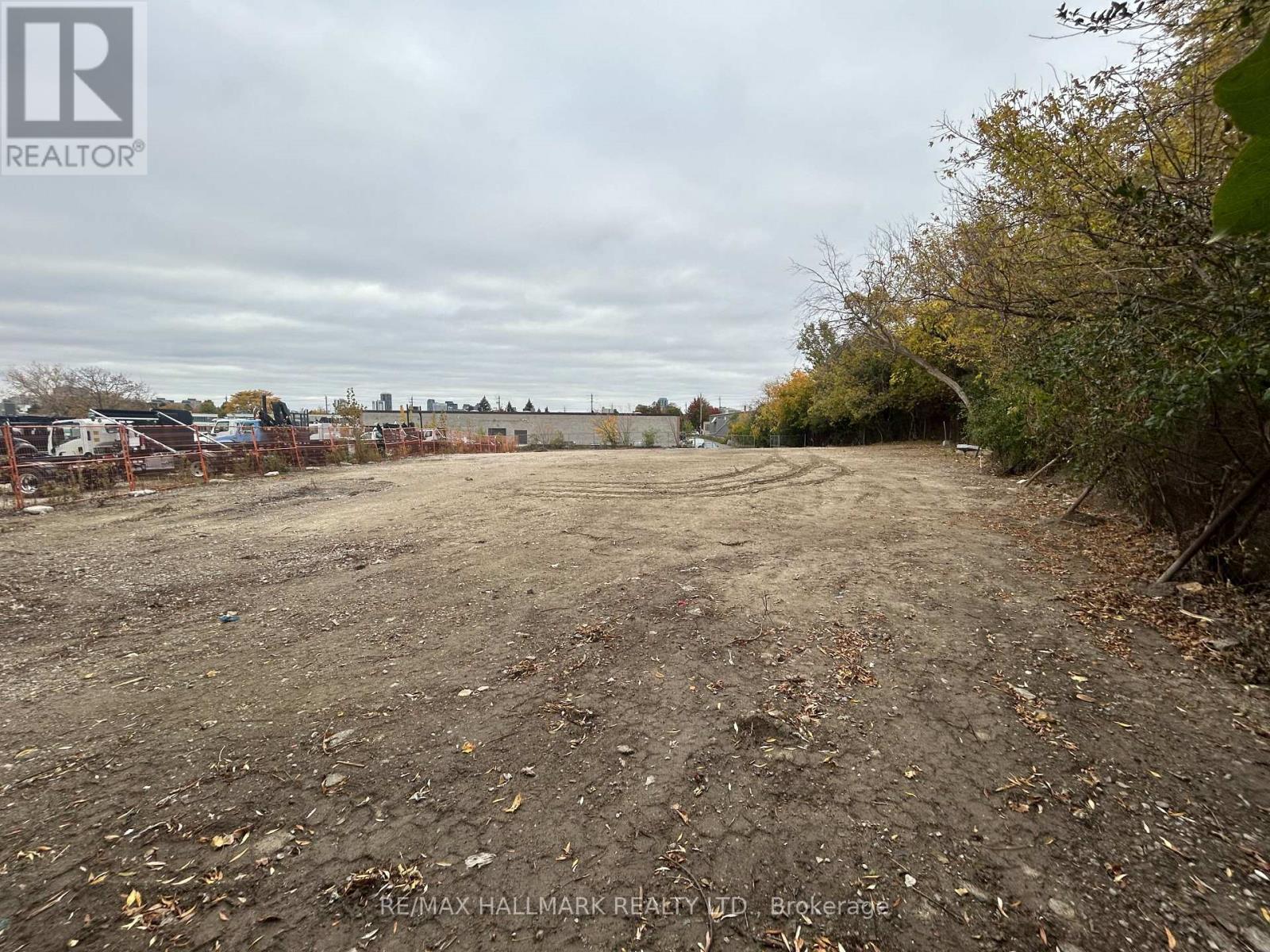 49 Cranfield Road Property Photo 7