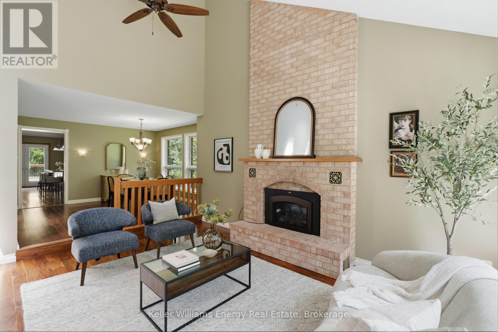 21 Stone Sound Property Photo 6