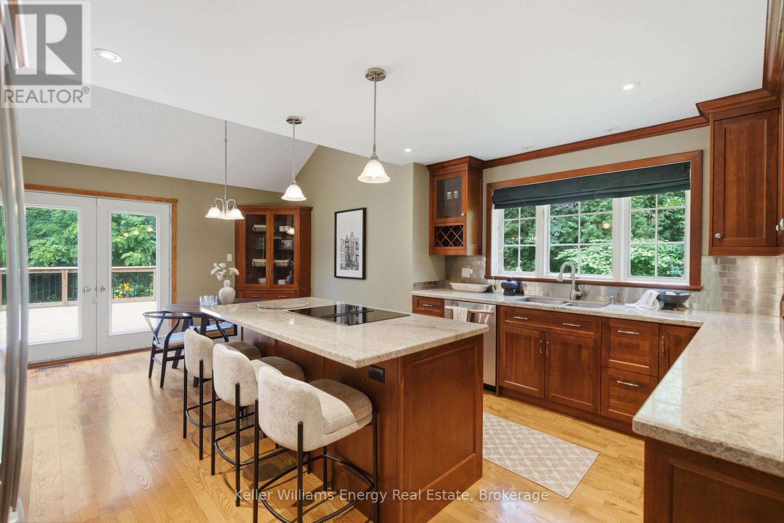 21 Stone Sound Property Photo 12