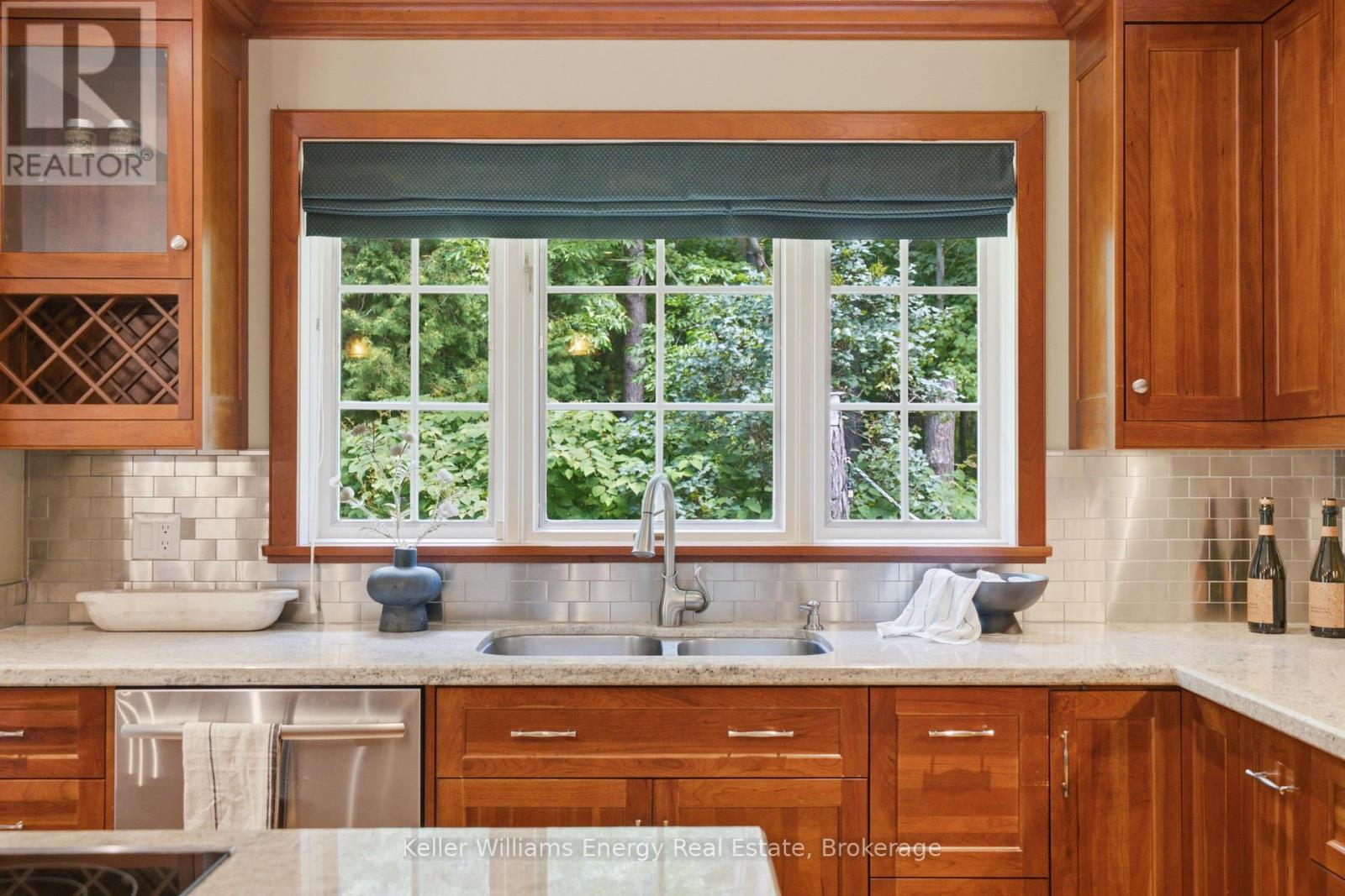 21 Stone Sound Property Photo 16