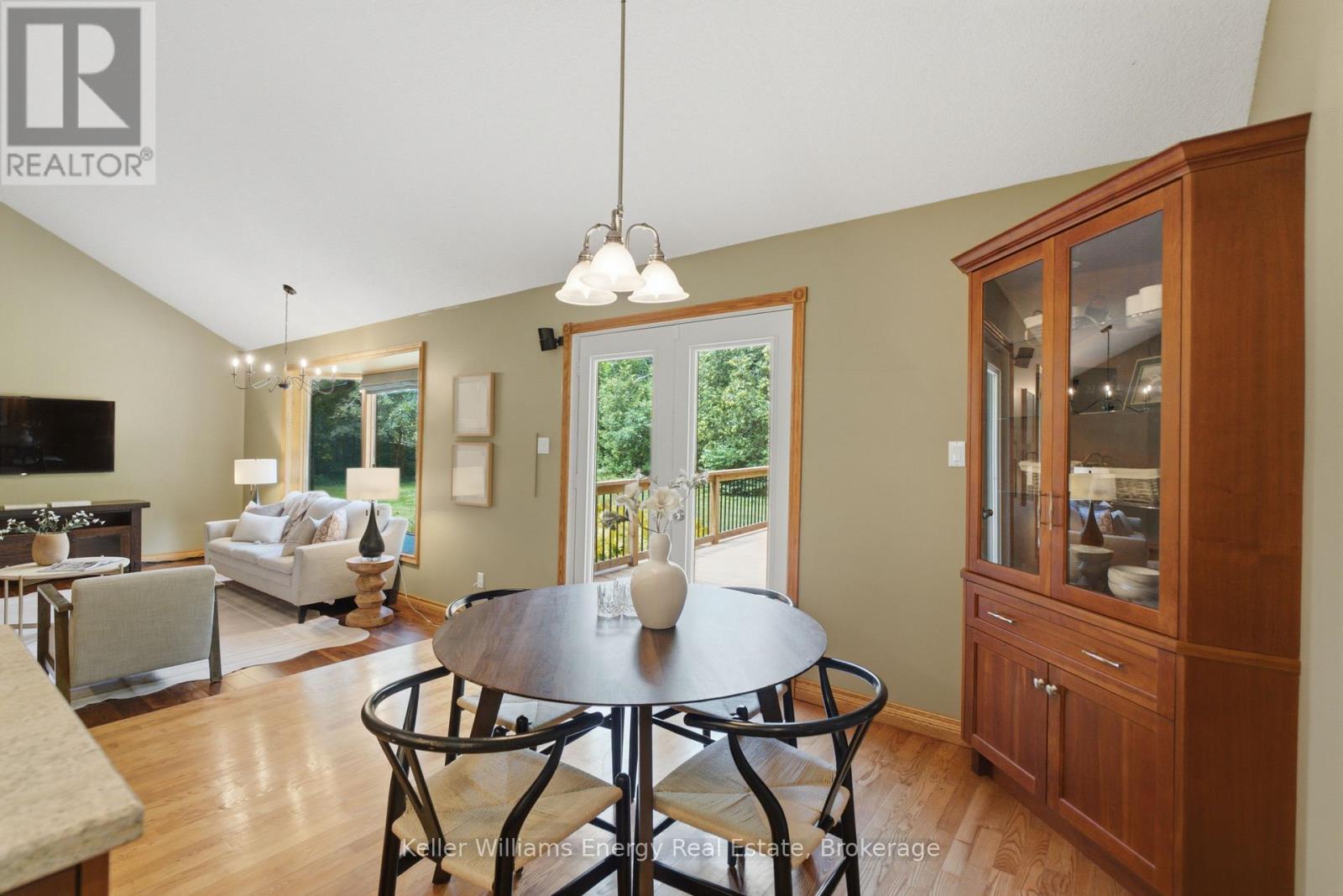 21 Stone Sound Property Photo 17