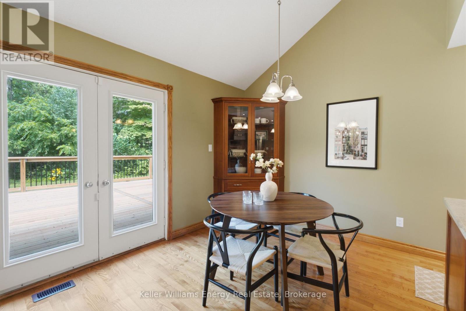 21 Stone Sound Property Photo 18