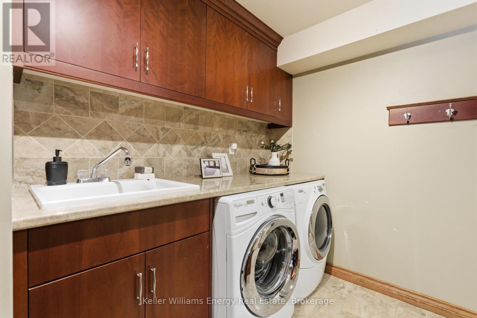 21 Stone Sound Property Photo 31