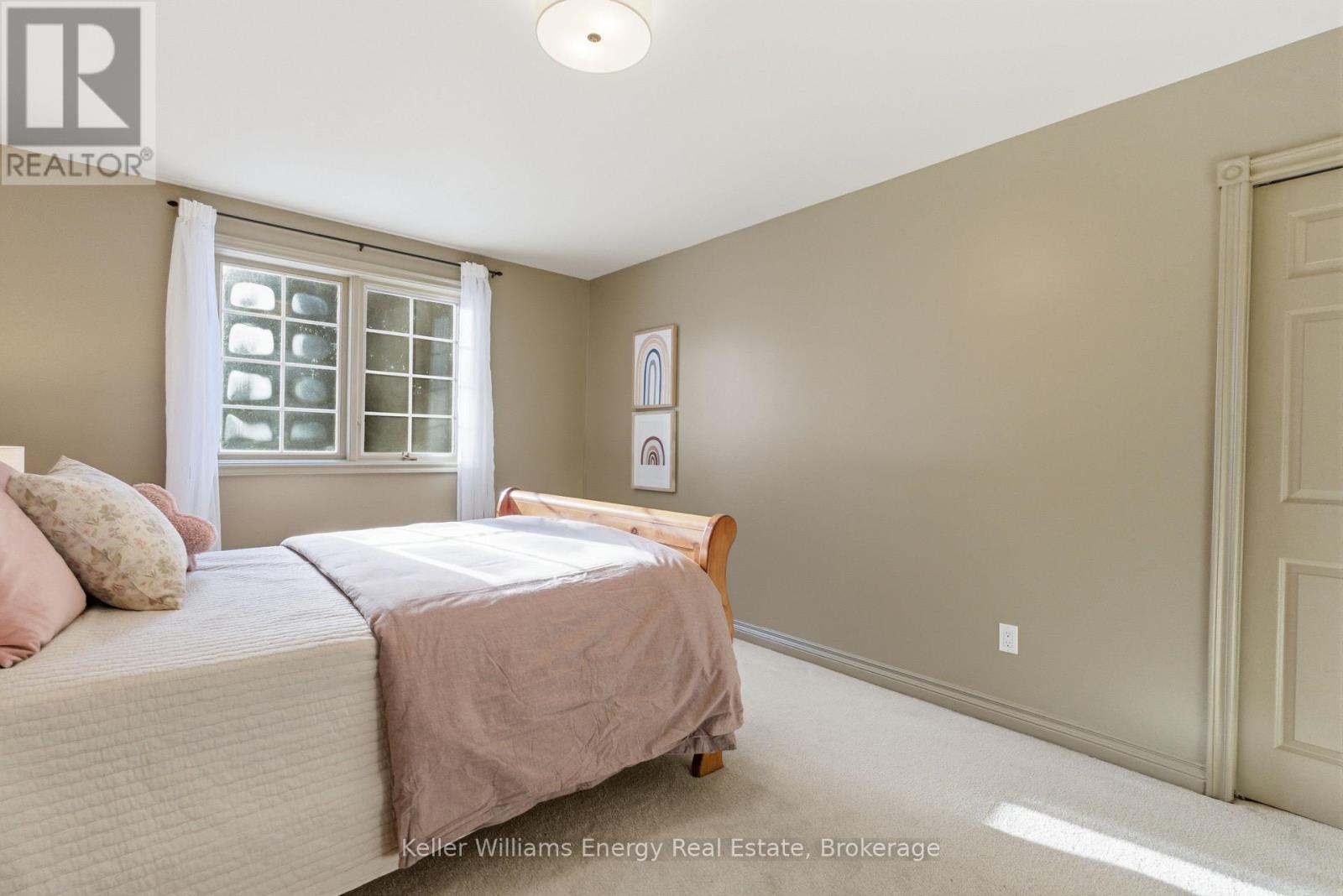 21 Stone Sound Property Photo 38