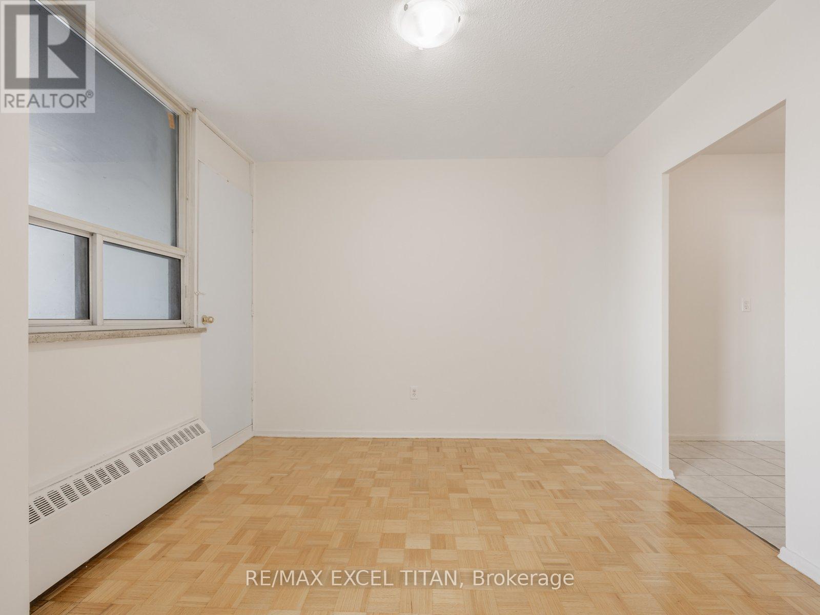 801 - 1385 Midland Avenue Property Photo 12