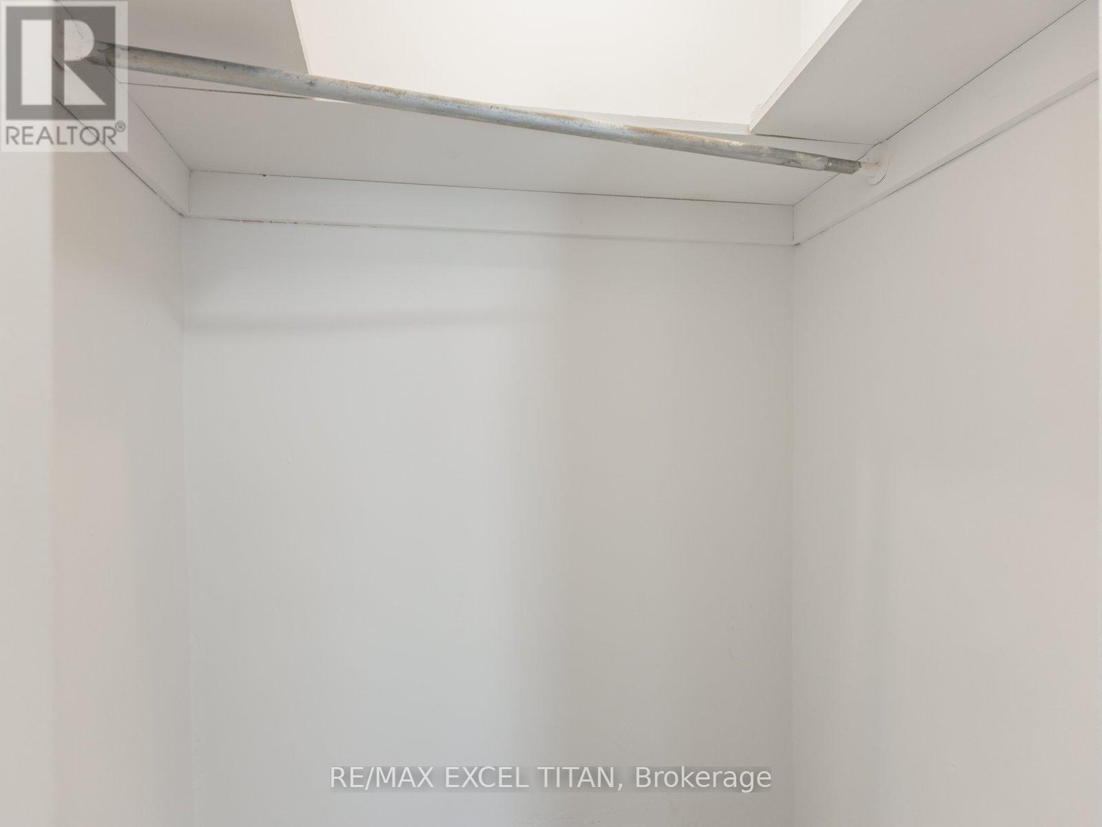 801 - 1385 Midland Avenue Property Photo 20