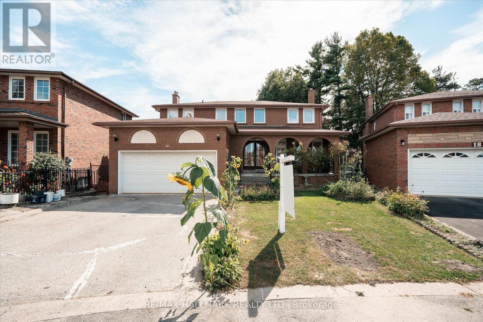 16 Ascolda Boulevard Property Photo 1