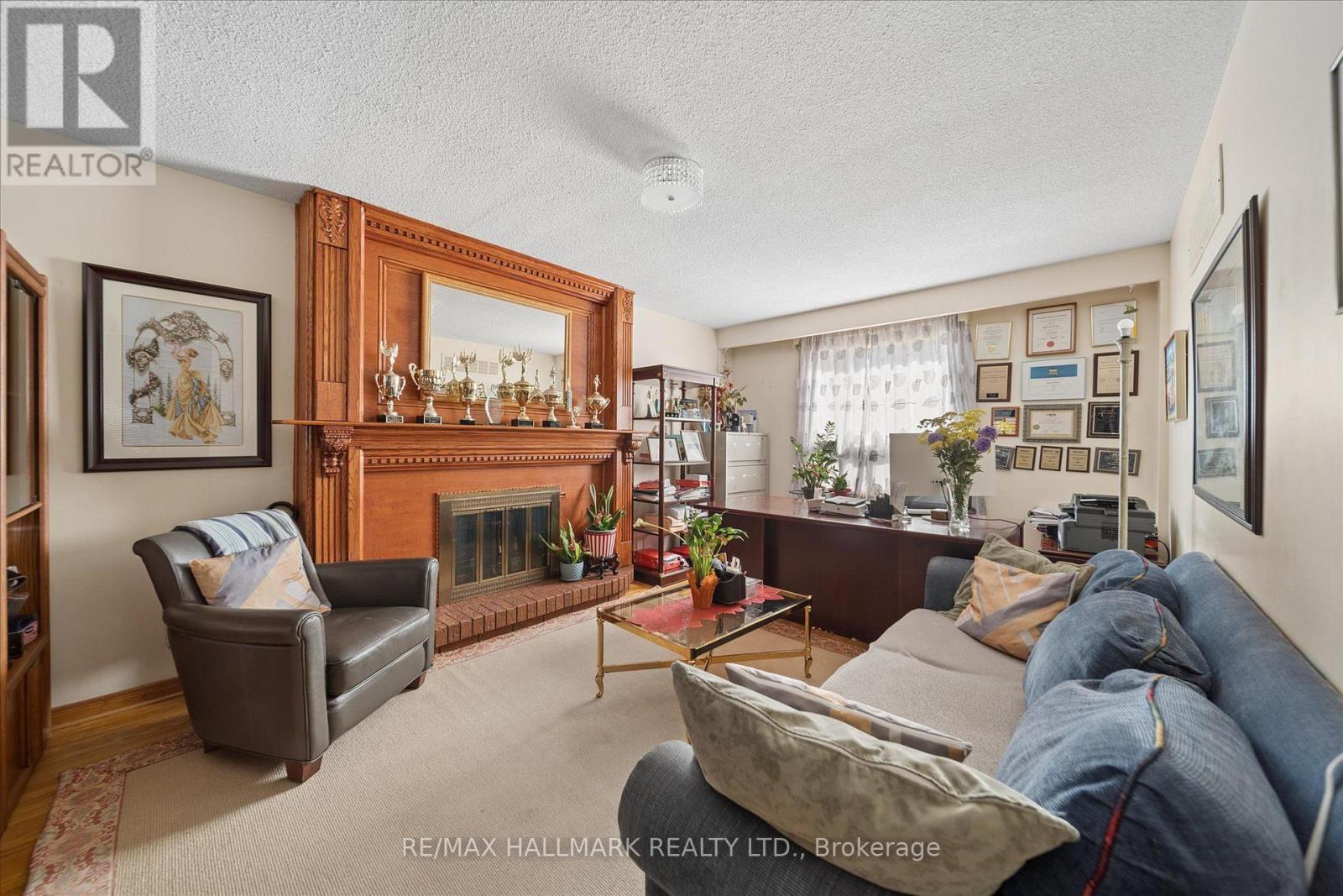 16 Ascolda Boulevard Property Photo 16