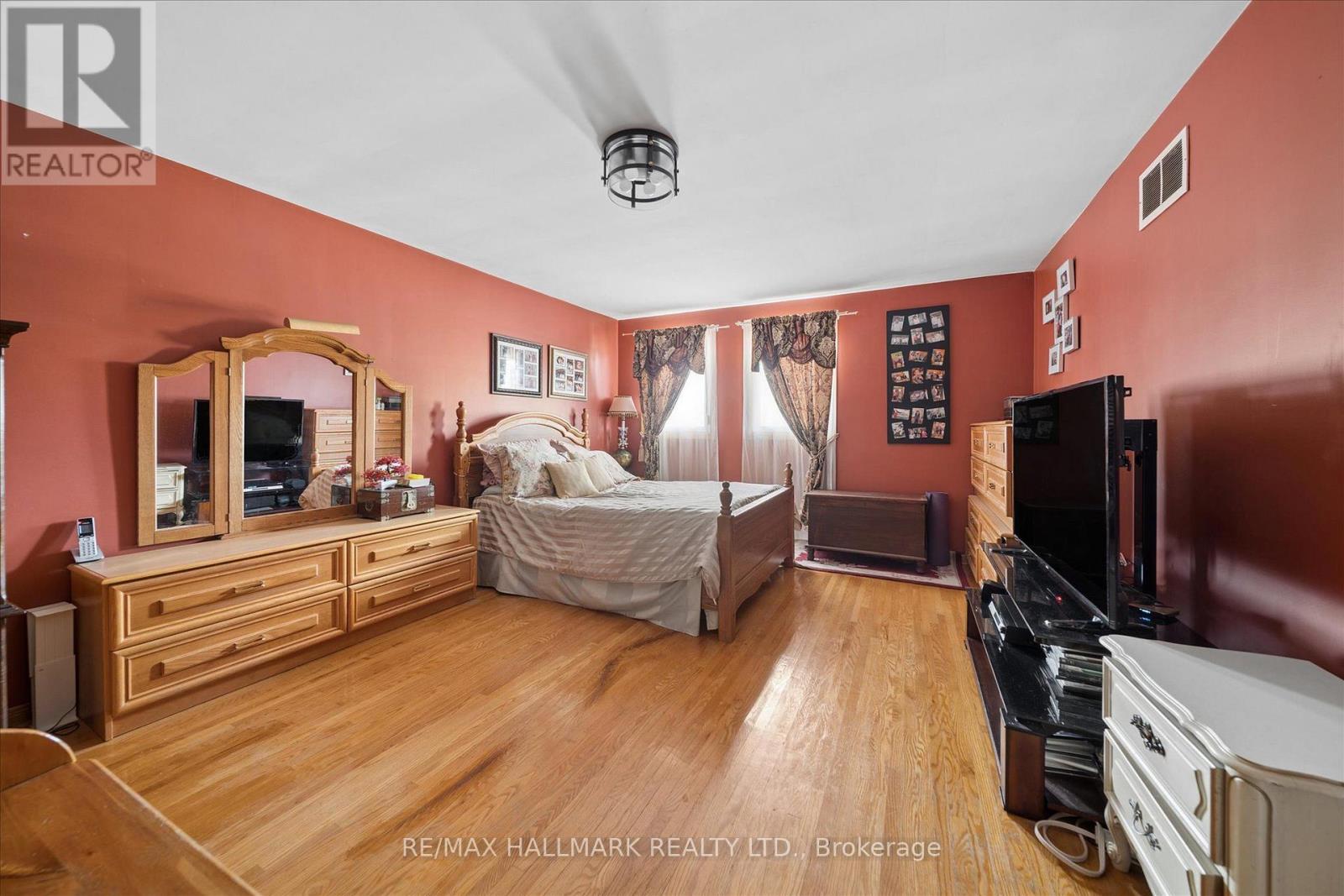 16 Ascolda Boulevard Property Photo 20