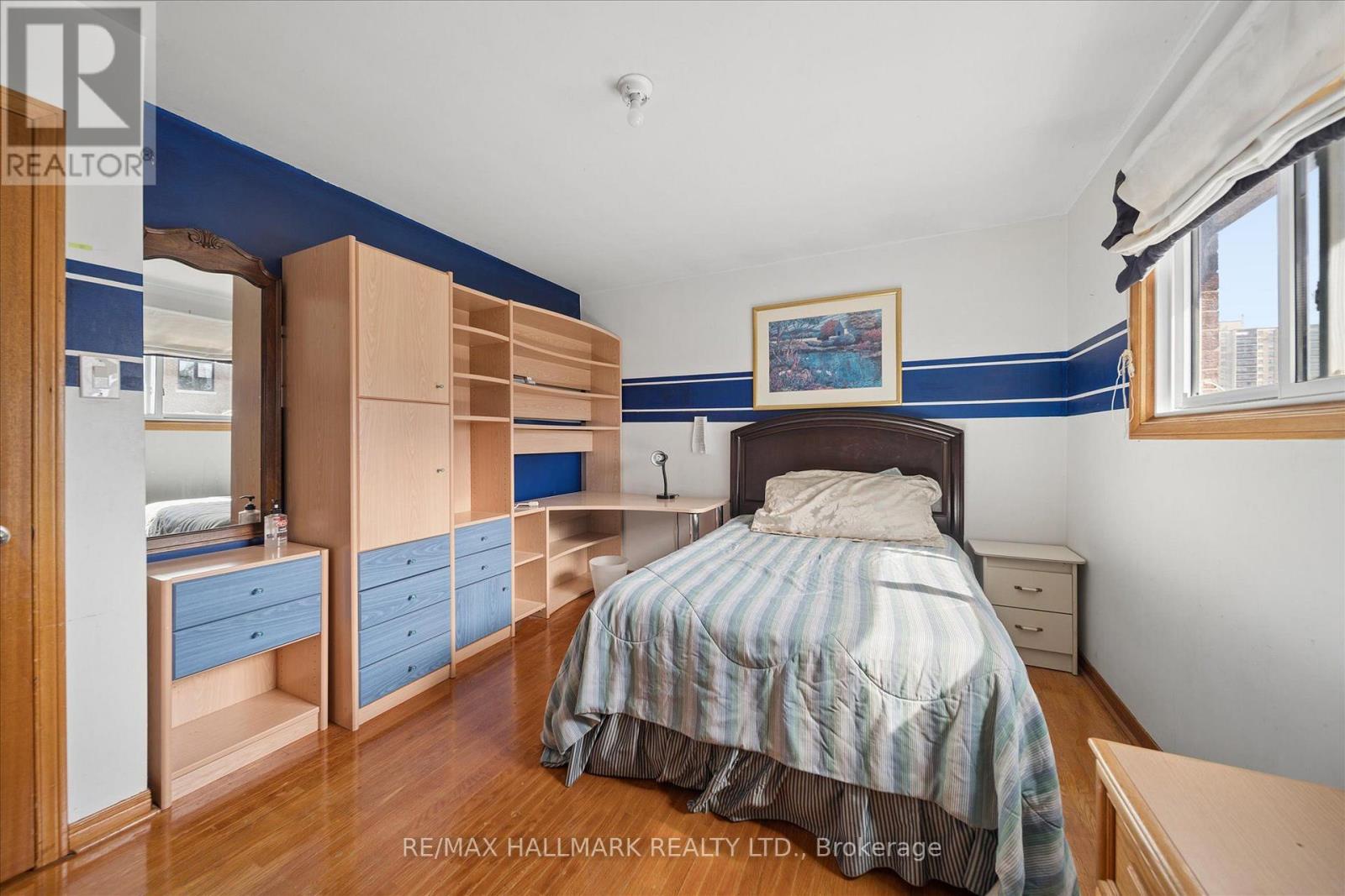 16 Ascolda Boulevard Property Photo 24