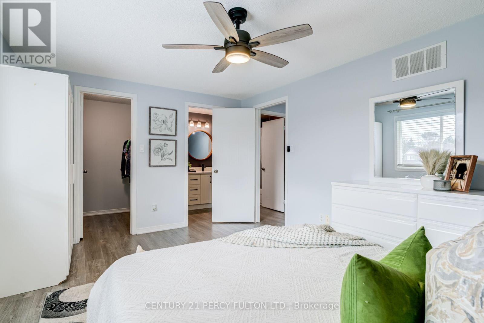 1842 Dalhousie Crescent Property Photo 22