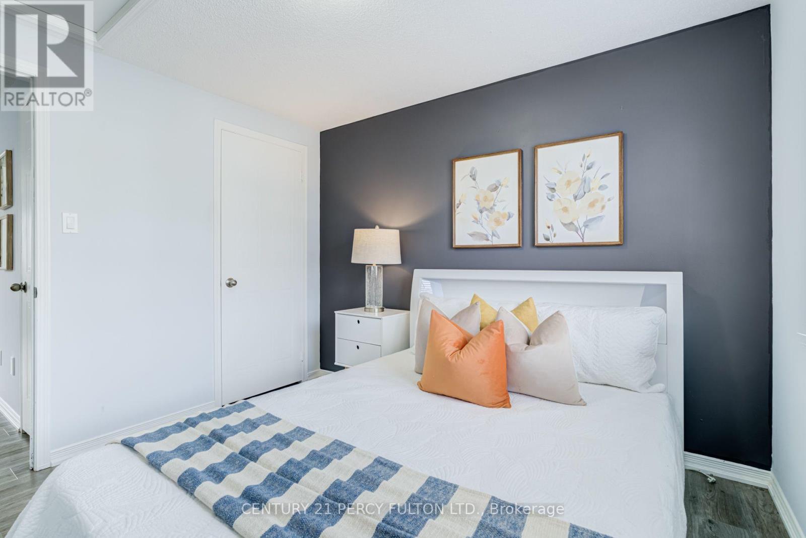 1842 Dalhousie Crescent Property Photo 24