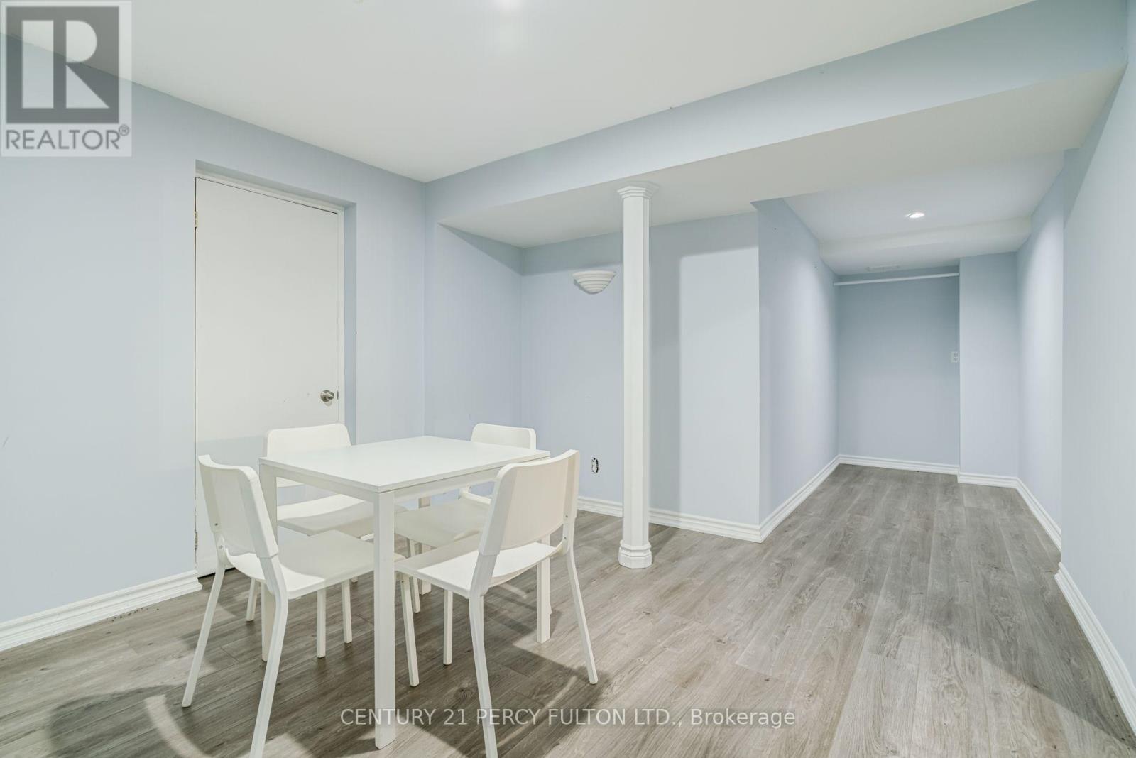 1842 Dalhousie Crescent Property Photo 36