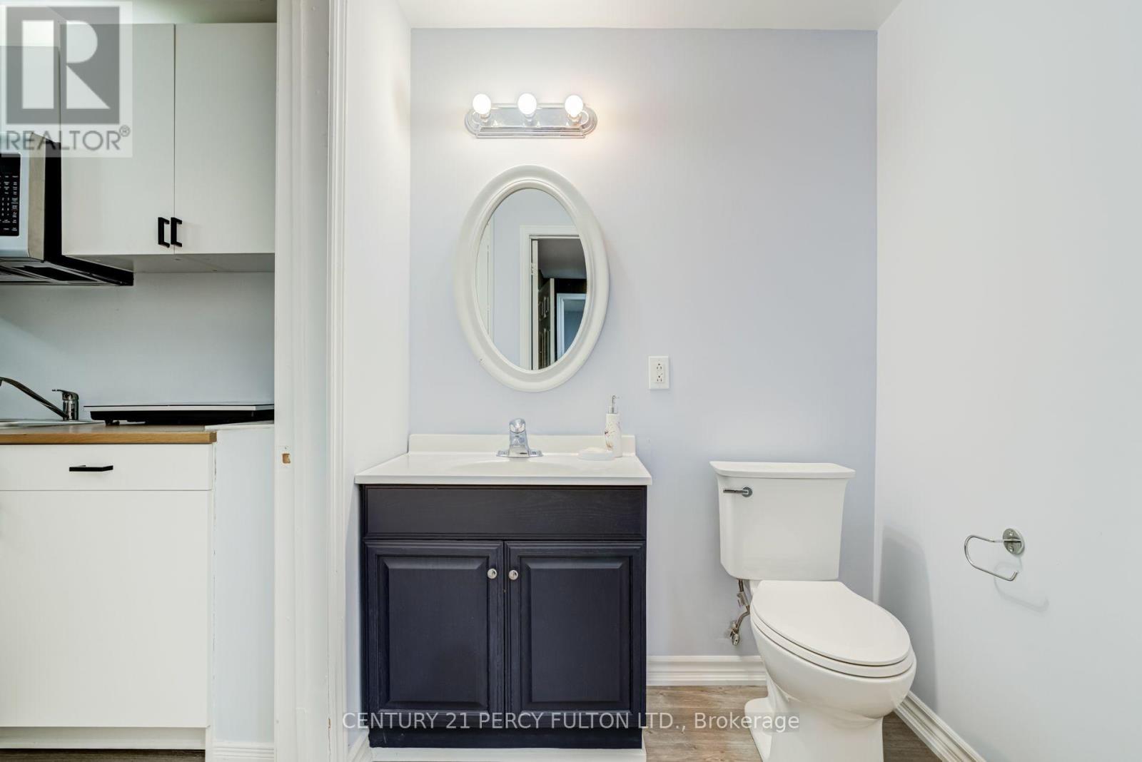 1842 Dalhousie Crescent Property Photo 37