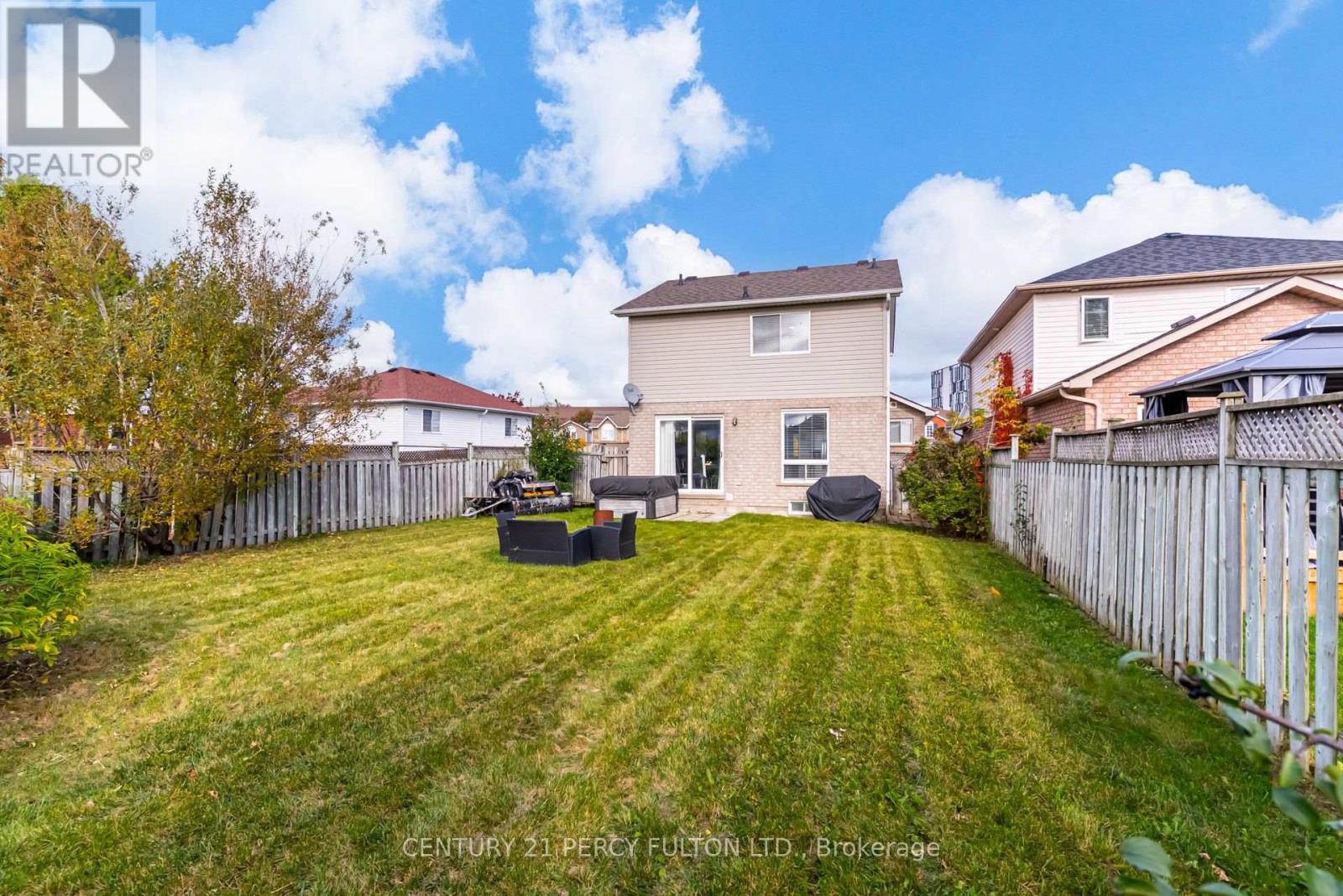 1842 Dalhousie Crescent Property Photo 40