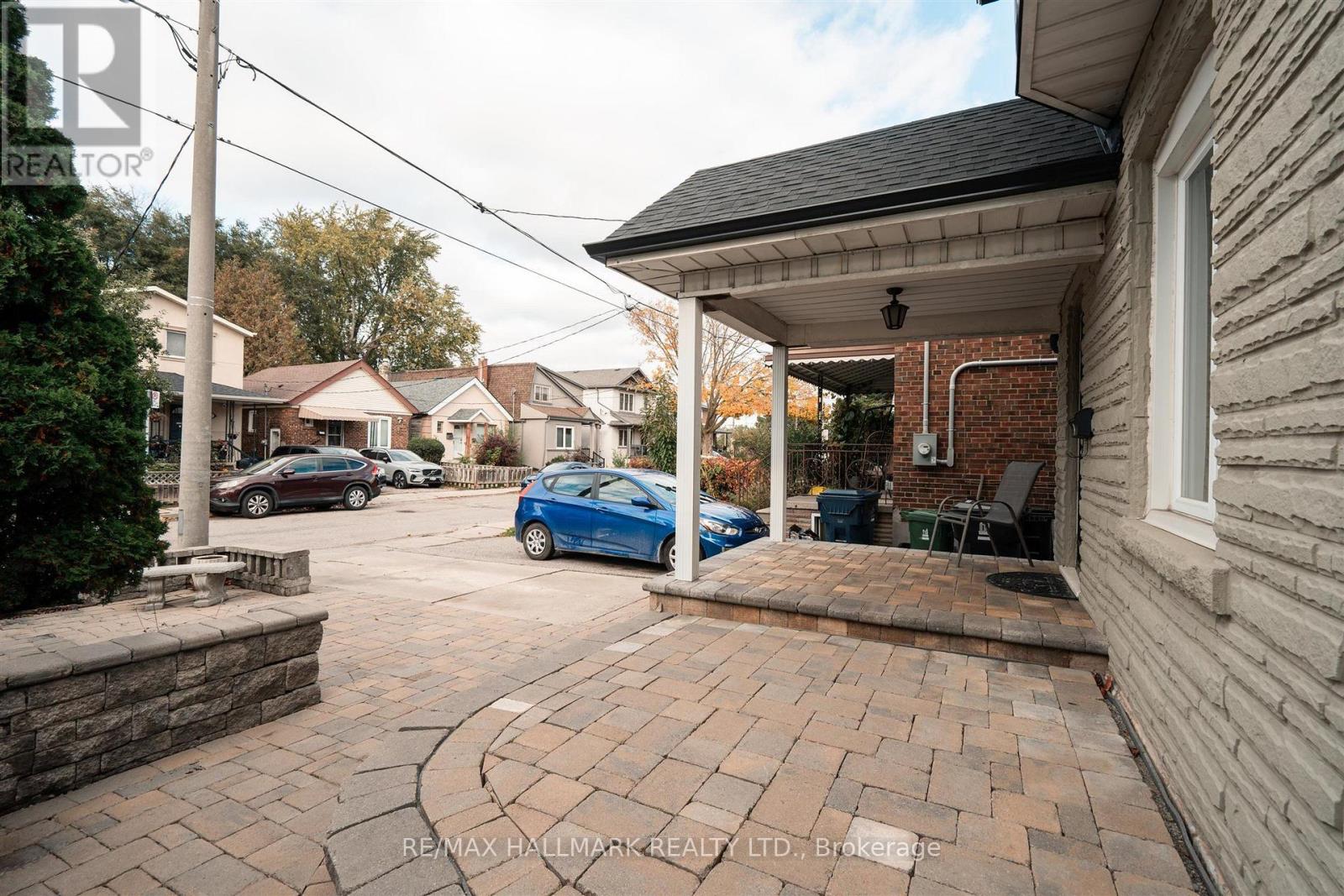 9 Savoy Avenue Property Photo 7