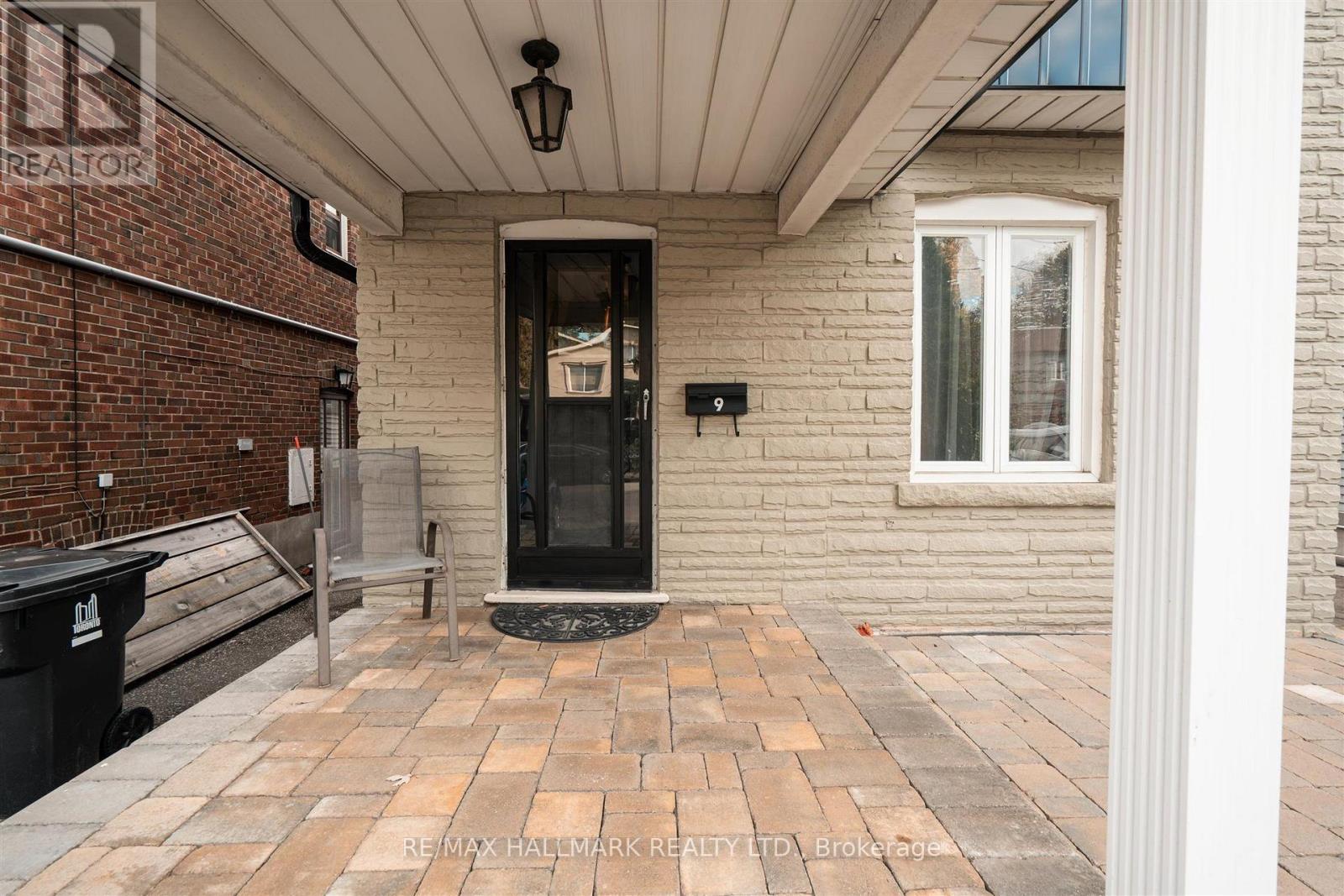 9 Savoy Avenue Property Photo 8