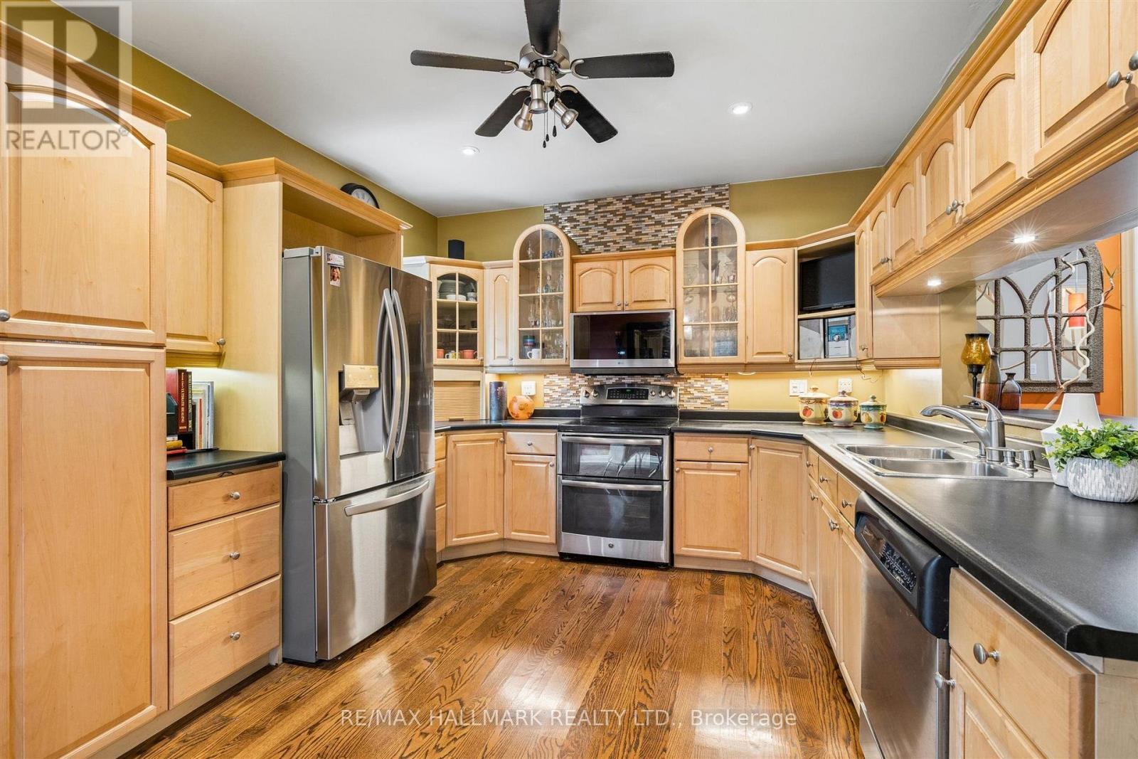 9 Savoy Avenue Property Photo 20