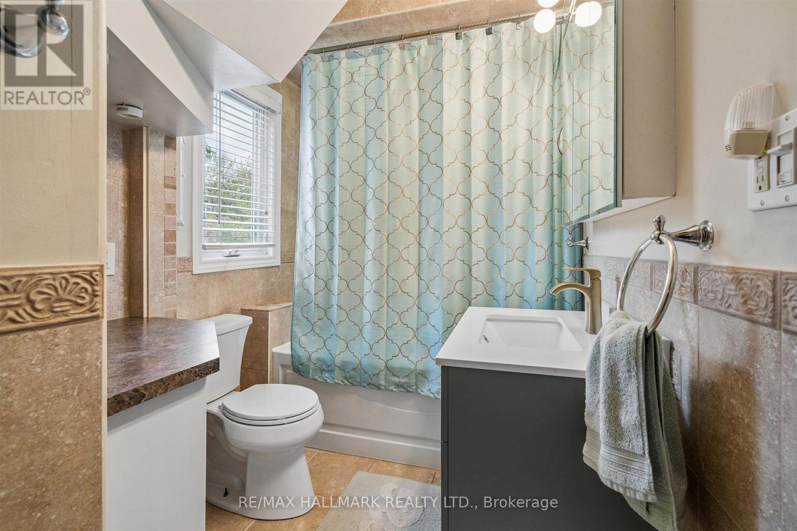 9 Savoy Avenue Property Photo 29