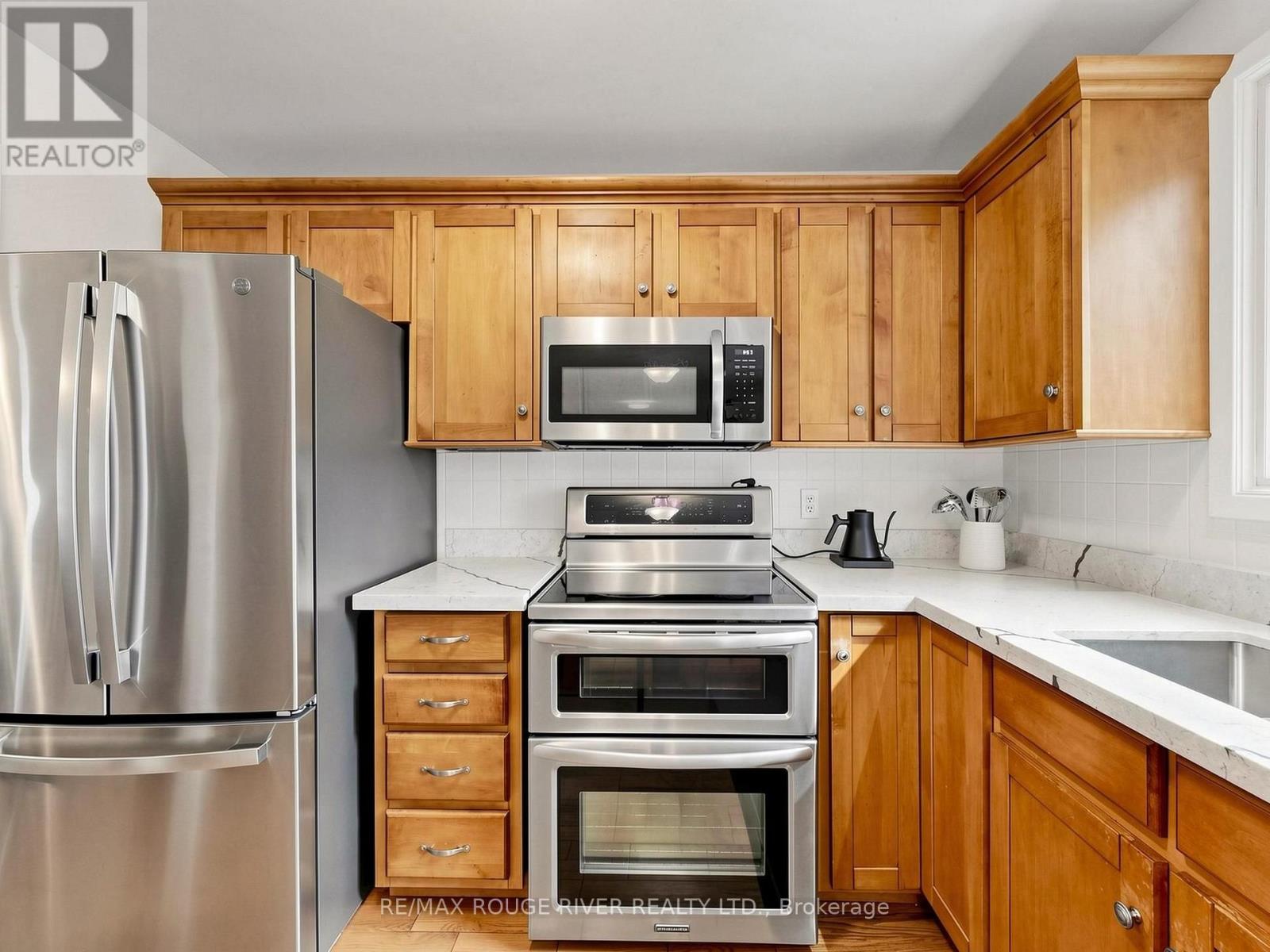 1739 Ada Court Property Photo 13