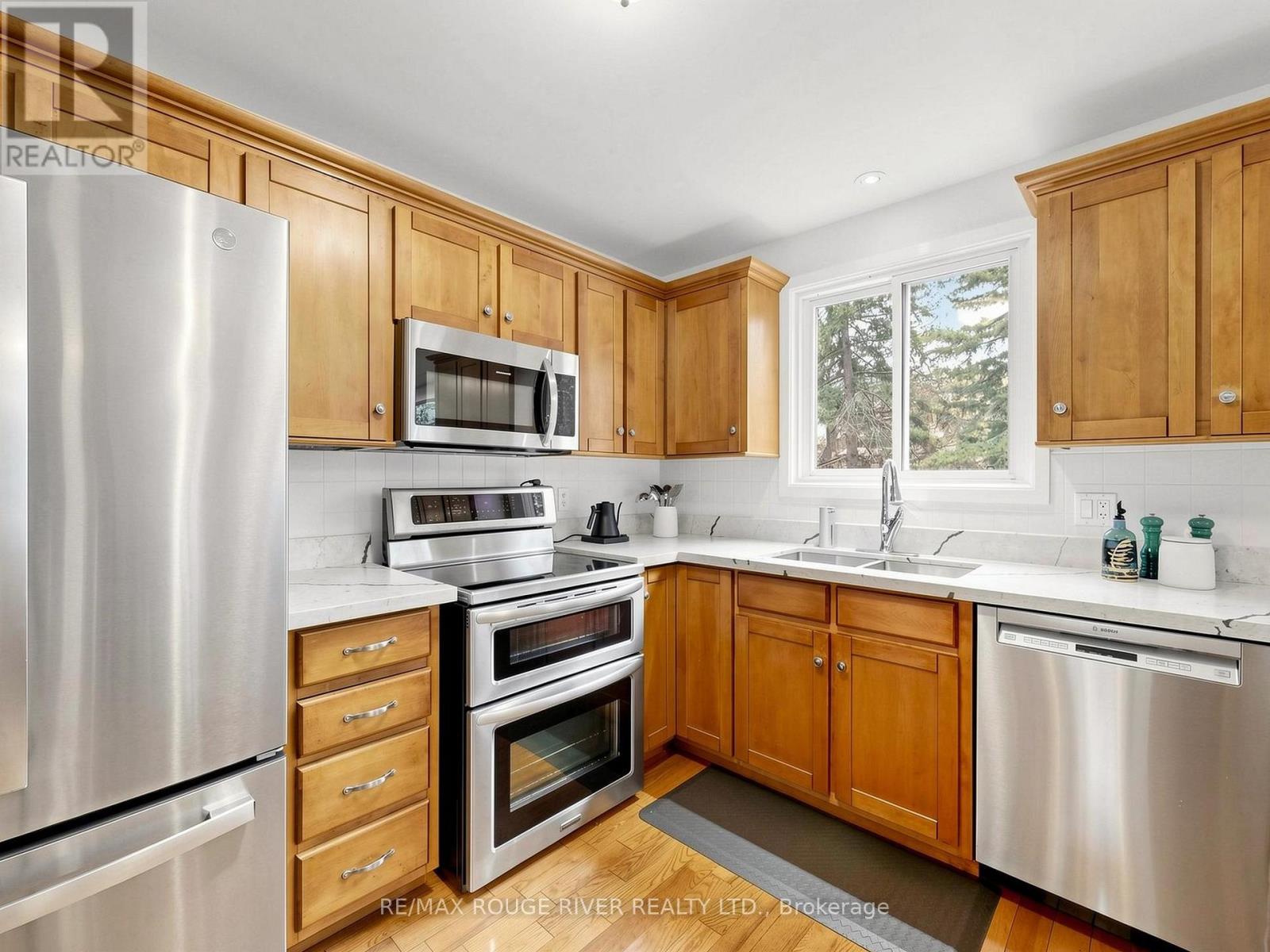1739 Ada Court Property Photo 14