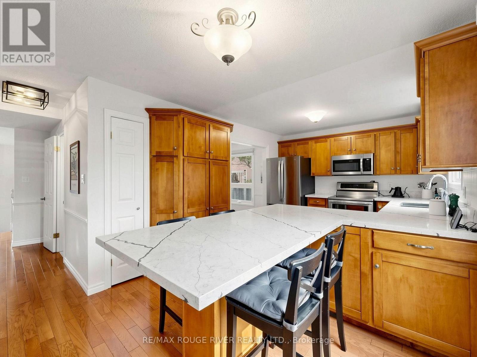 1739 Ada Court Property Photo 15