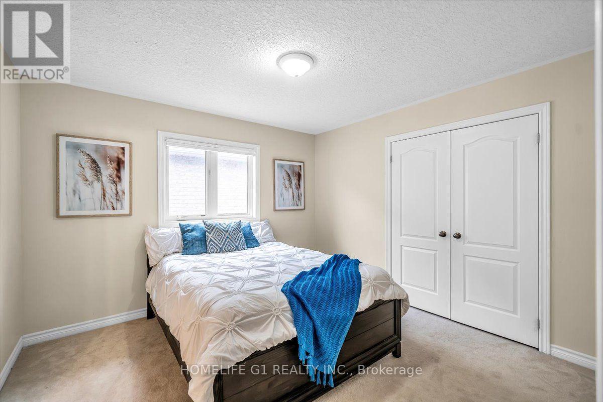 47 Holyrod Drive Property Photo 31