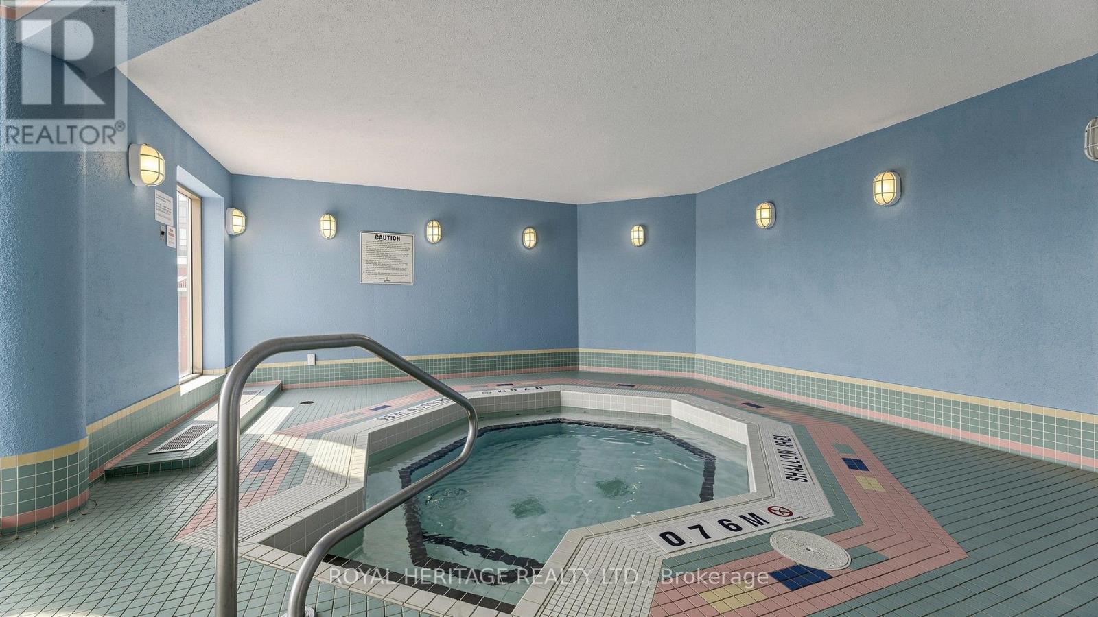Th 19 - 2472 Eglinton Avenue E Property Photo 42